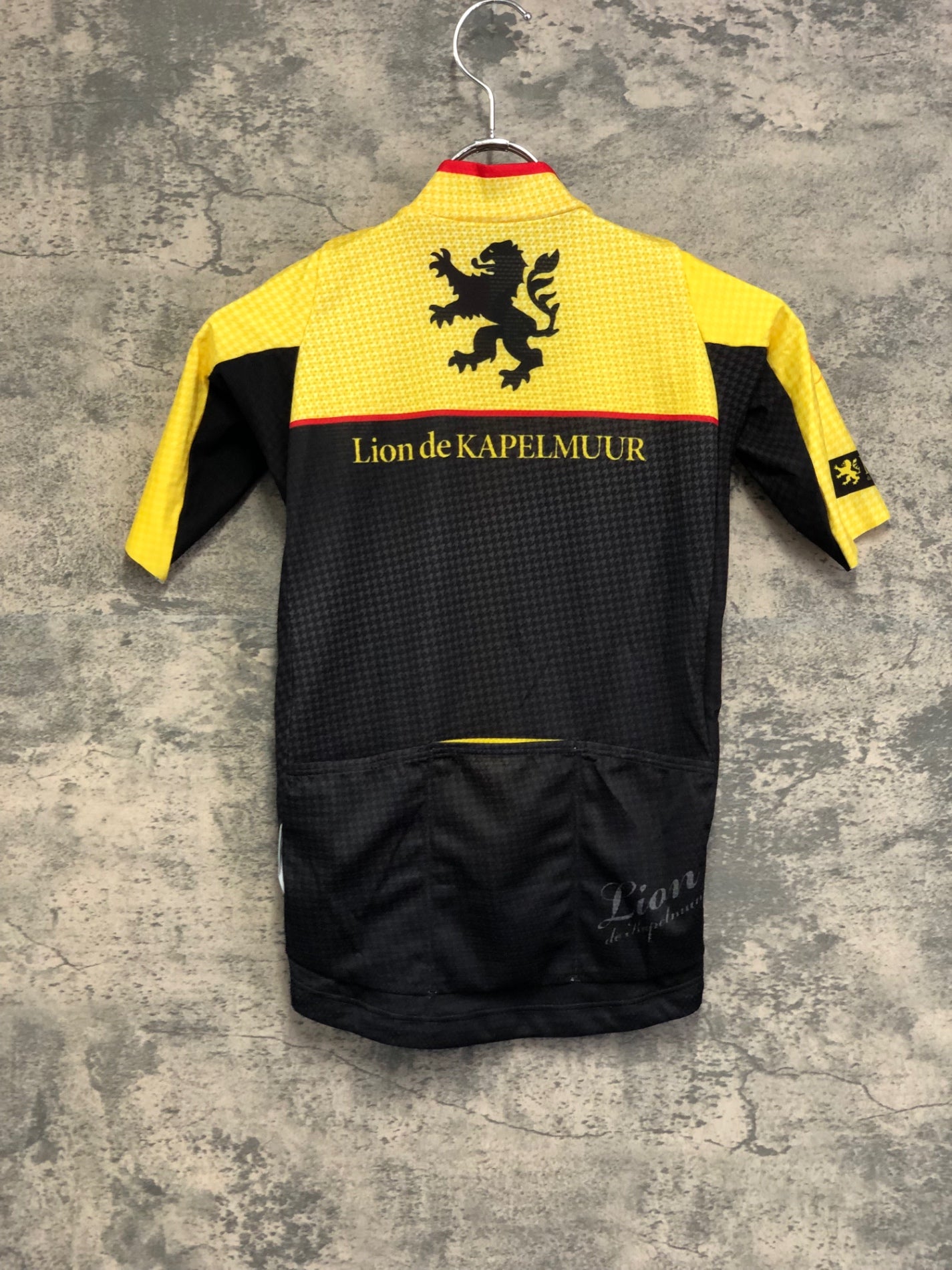 IW595 リオンドカペルミュール Lion de KAPELMUUR 半袖 サイクルジャージ 黒 Ｓ