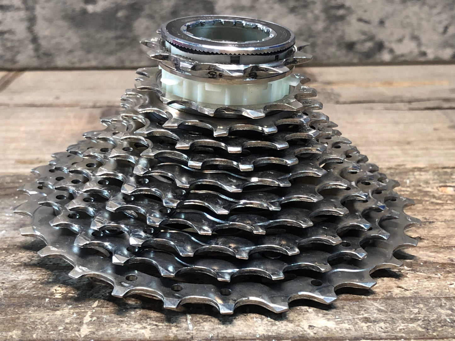 IT458 シマノ SHIMANO 105 CS-R7000 スプロケット 11-28T 11S