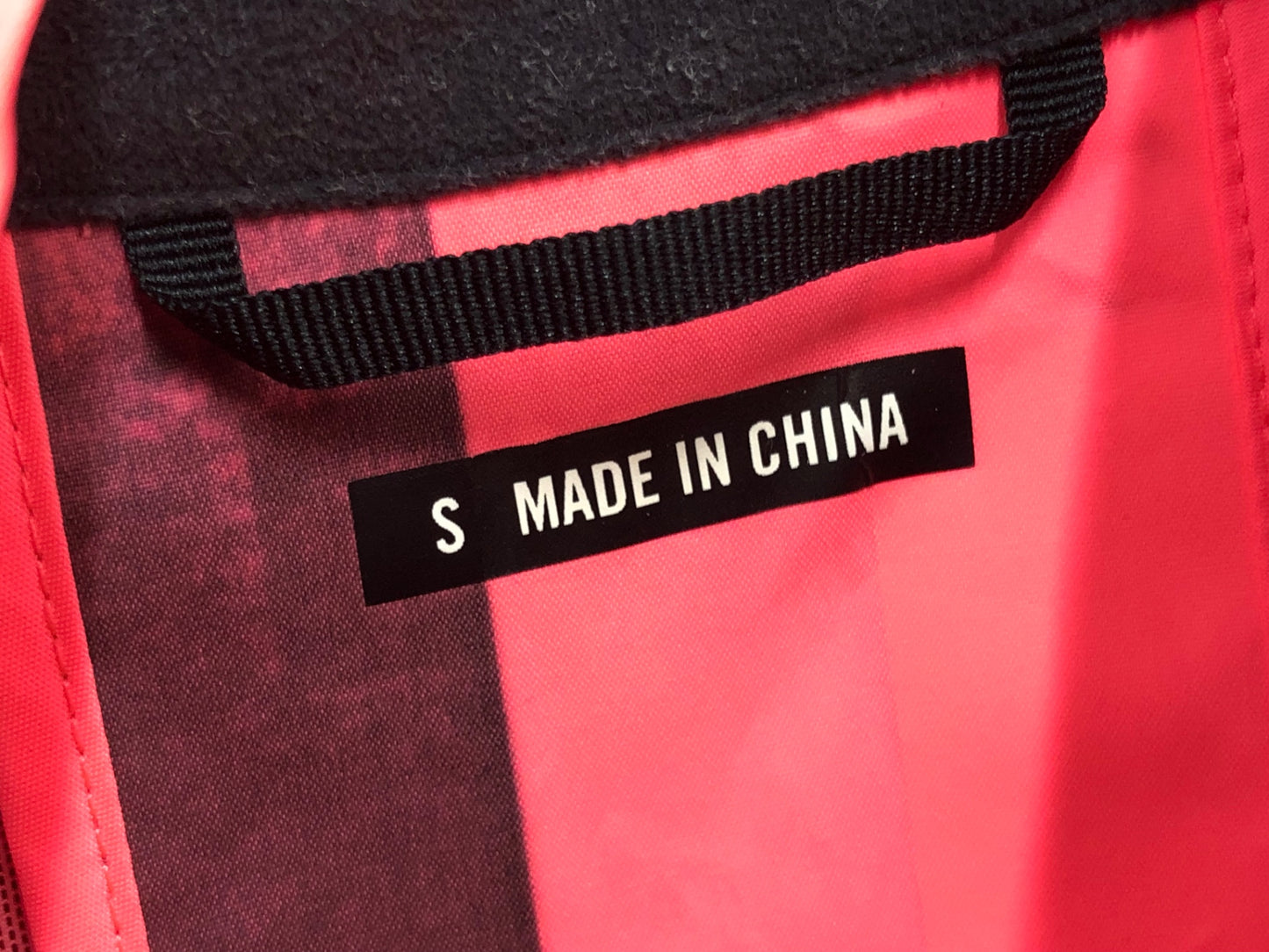 IS041 ラファ Rapha ジレ サイクルベスト ピンク S ※内側剥がれ