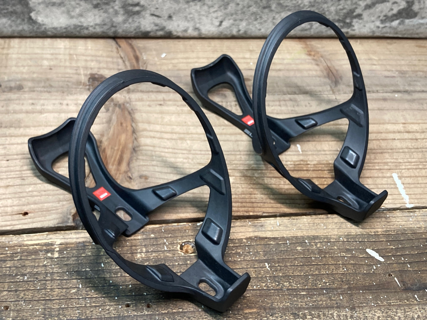 IR172 エリート ELITE LEGGERO CARBON ボトルケージ 黒 2個セット