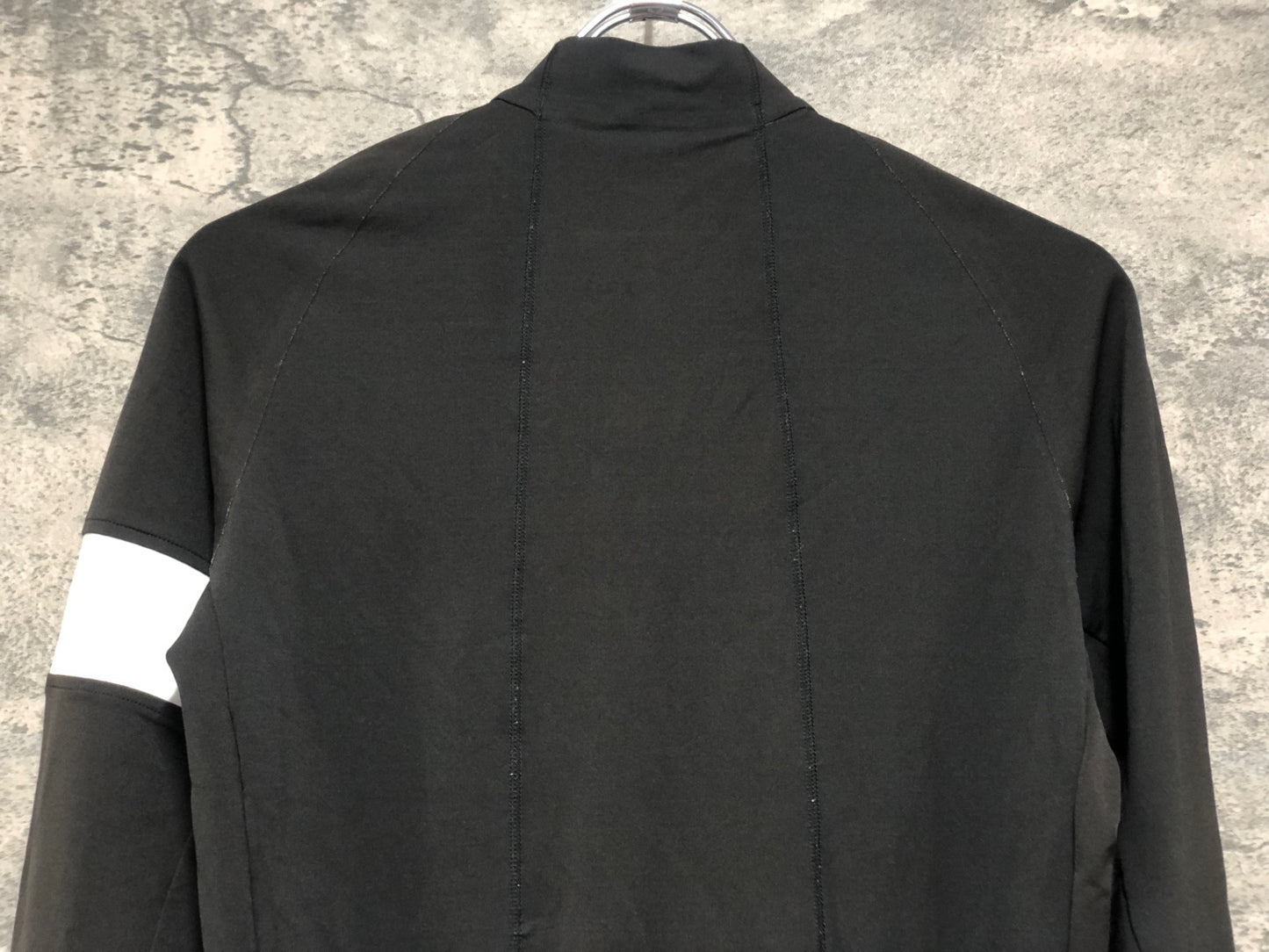 IV196 ラファ Rapha PRO TEAM 長袖サイクルジャージ 黒 S 汚れ 日焼け 裾ゴム伸び