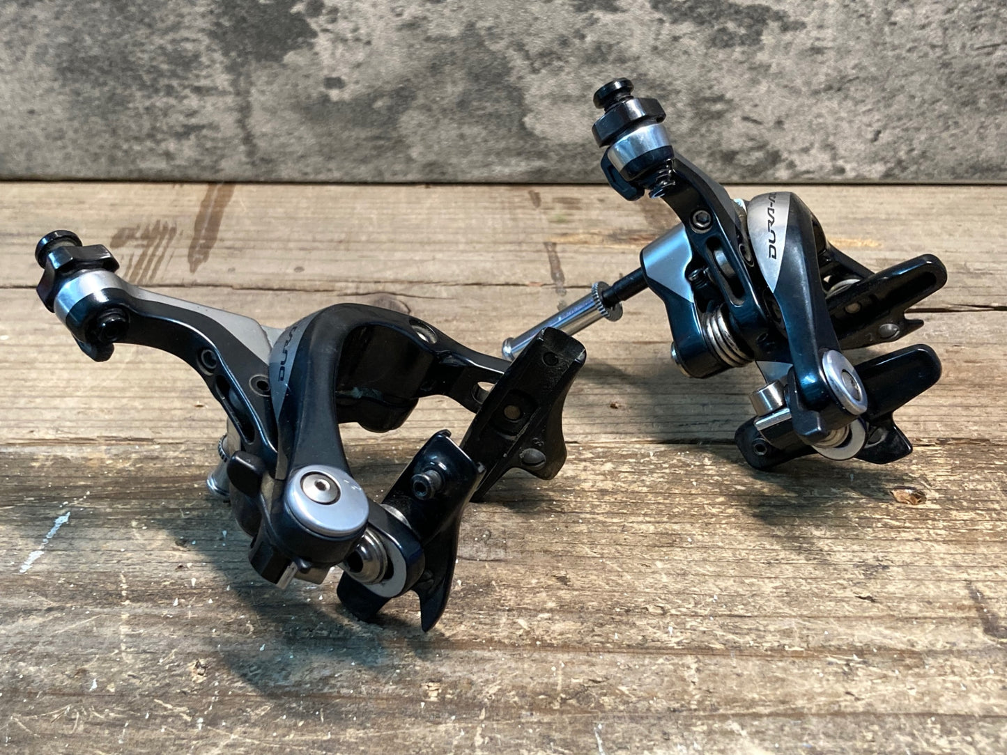 IT567 シマノ SHIMANO デュラエース DURA-ACE キャリパーブレーキ 前後セット