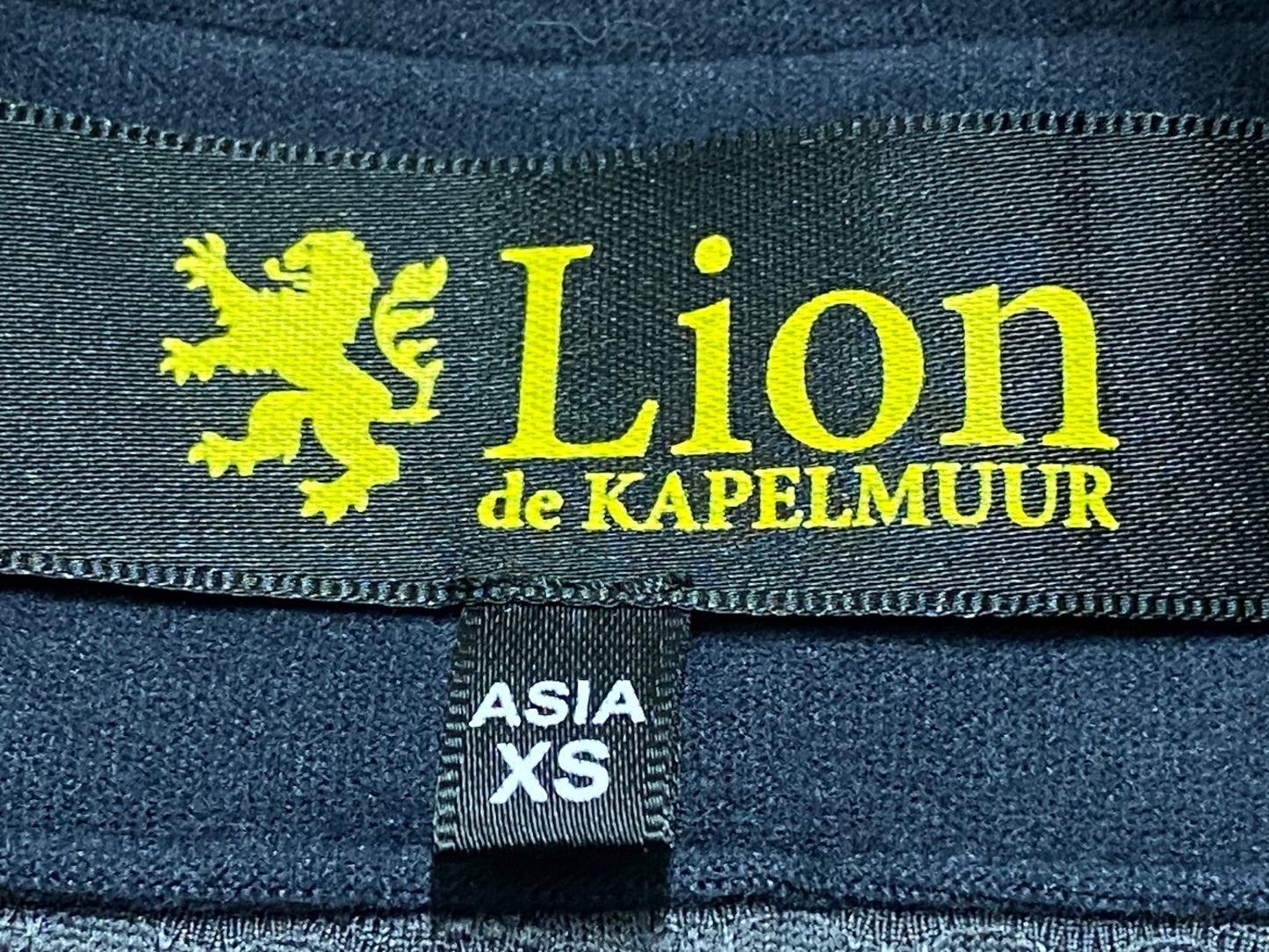 ID427 リオンドカペルミュール Lion de kapelmuur サイクルベスト ジレ 黒 ASIA XS 防風