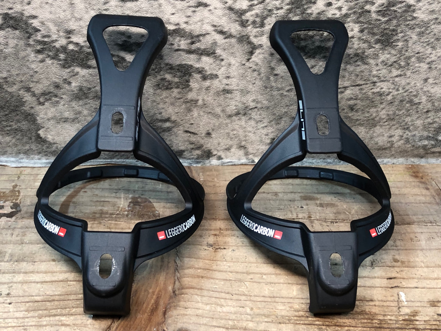 IQ923 エリート ELITE LEGGERO CARBON ボトルケージ 2個セット