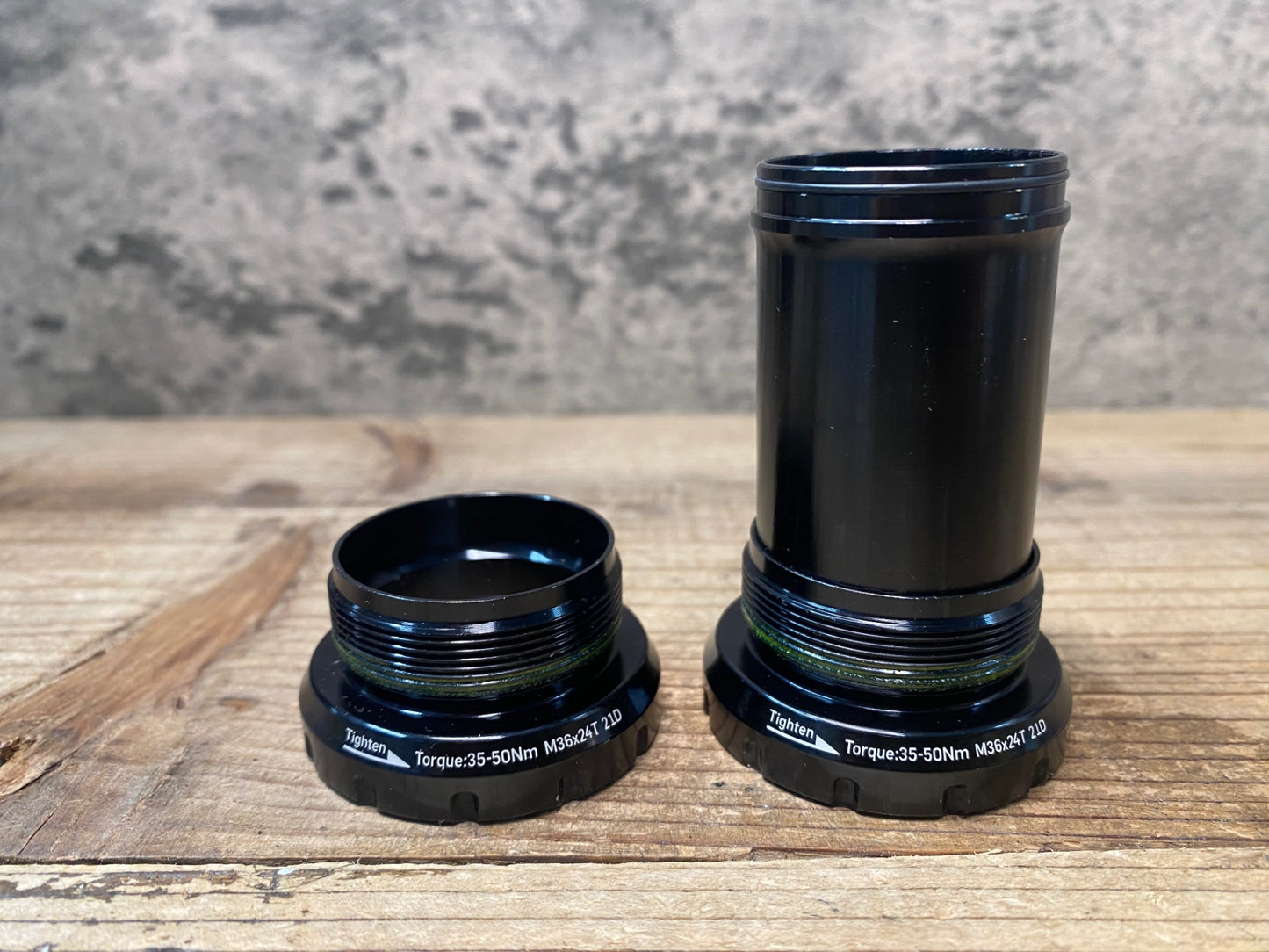 IZ668 TOKEN ITA DUB用 BB29ITA ボトムブラケット