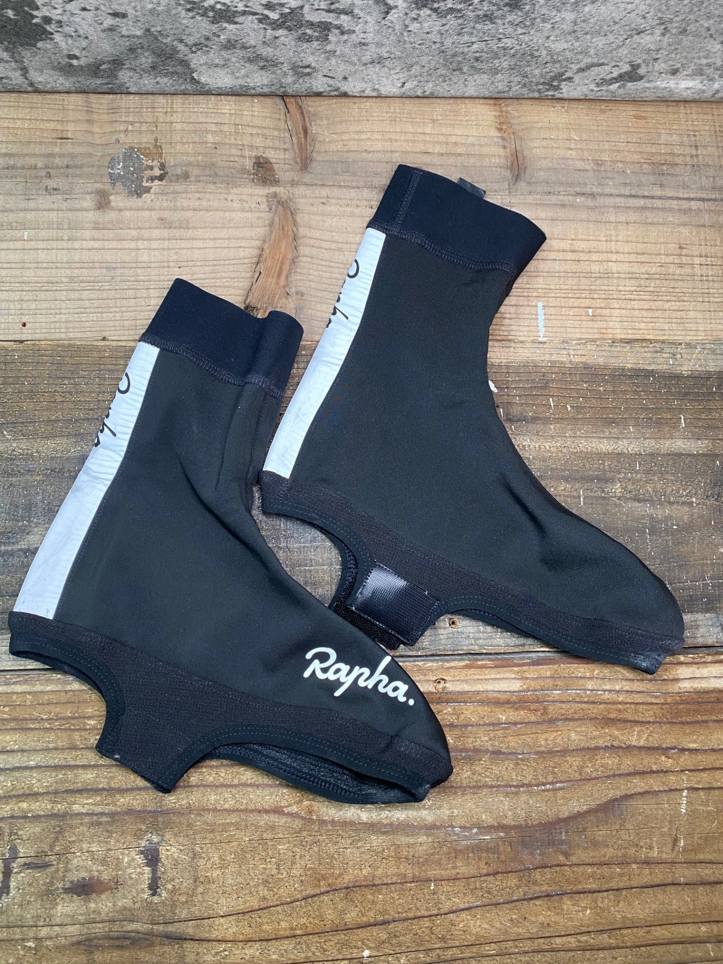 IR061 ラファ Rapha WET WEATHER OVERSHOES シューズカバー 黒 M