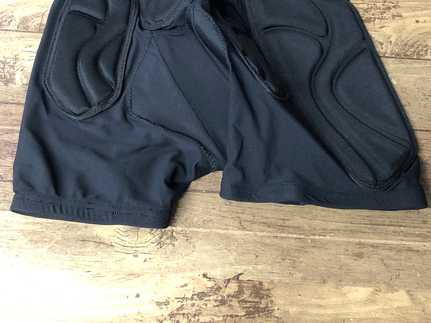 IN221 ブルーグラス Bluegrass Wolverine Protective サイクルパンツ 黒 M