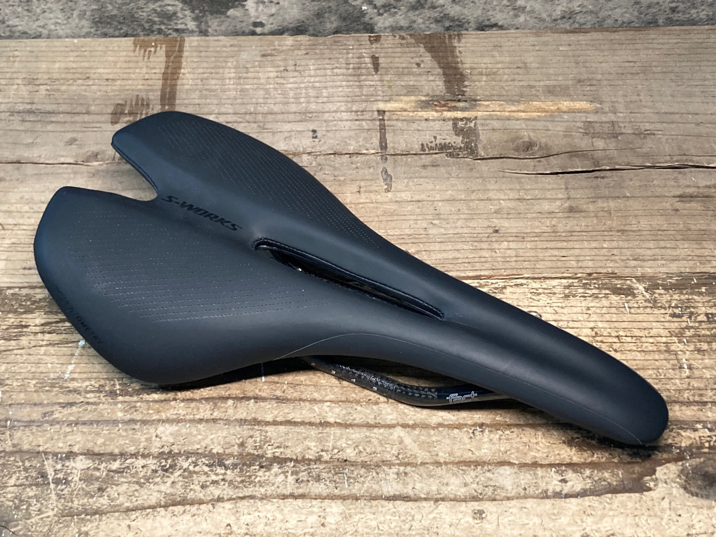 JD929 スペシャライズド SPECIALIZED S-WORKS TOUPE サドル 黒 143mm fact CARBONレール