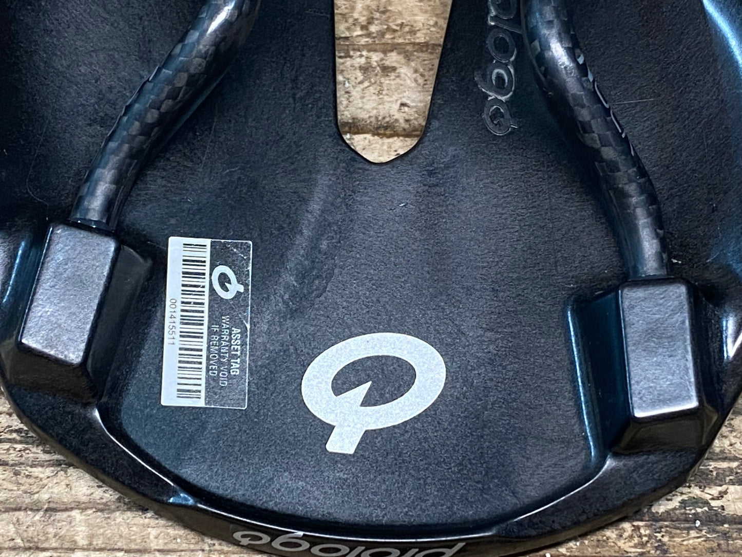 IZ378 プロロゴ Prologo ナゴ NAGO R4 PAS 3D MSS サドル カーボンレール 黒