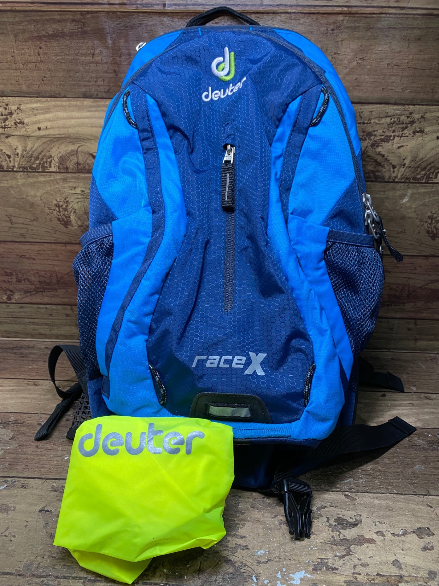 IM710 ドイター deuter RACE X バックパック リュックサック 青