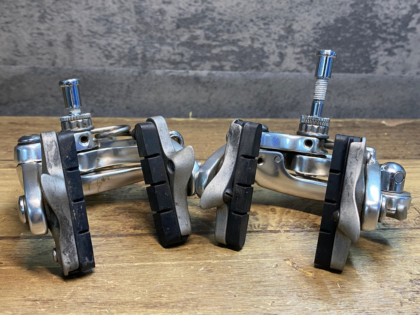 IZ157 シマノ SHIMANO アルテグラ ULTEGRA BR-6500 キャリパーブレーキ シルバー 前後セット