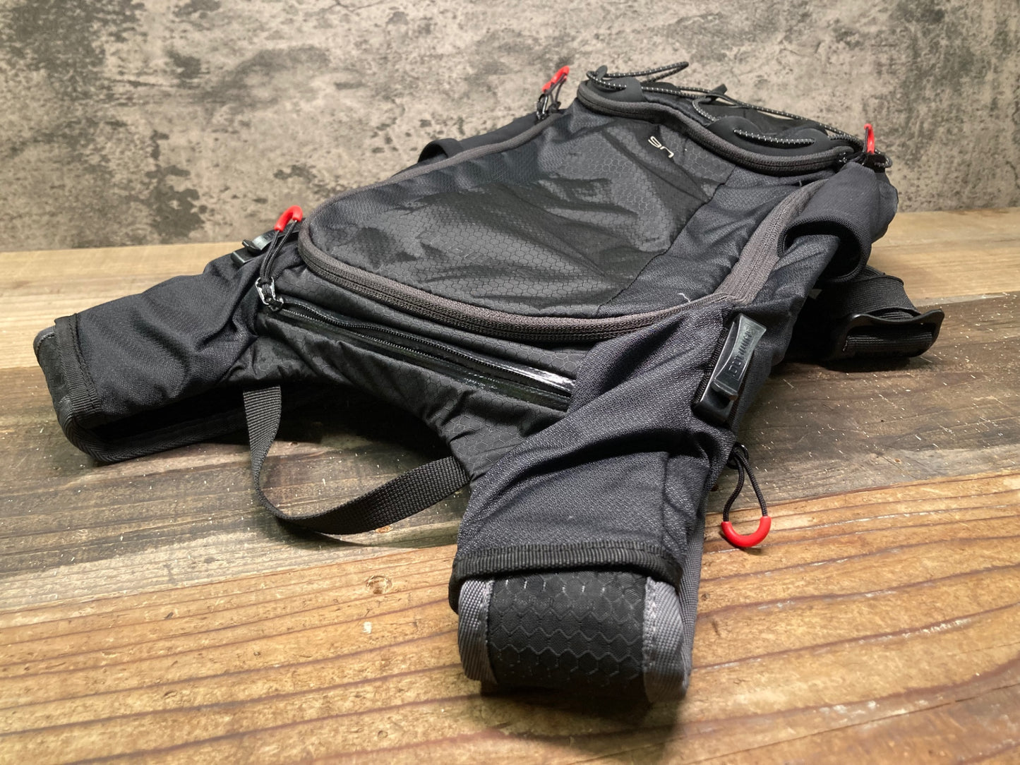 IO729 シマノ SHIMANO U6 リュック バックパック 黒