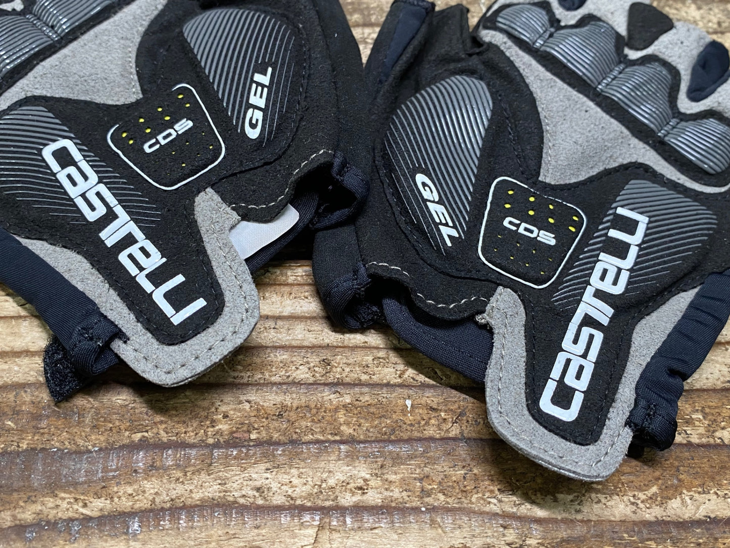 IW358 カステリ CASTELLI 指切 サイクルグローブ 黒 M