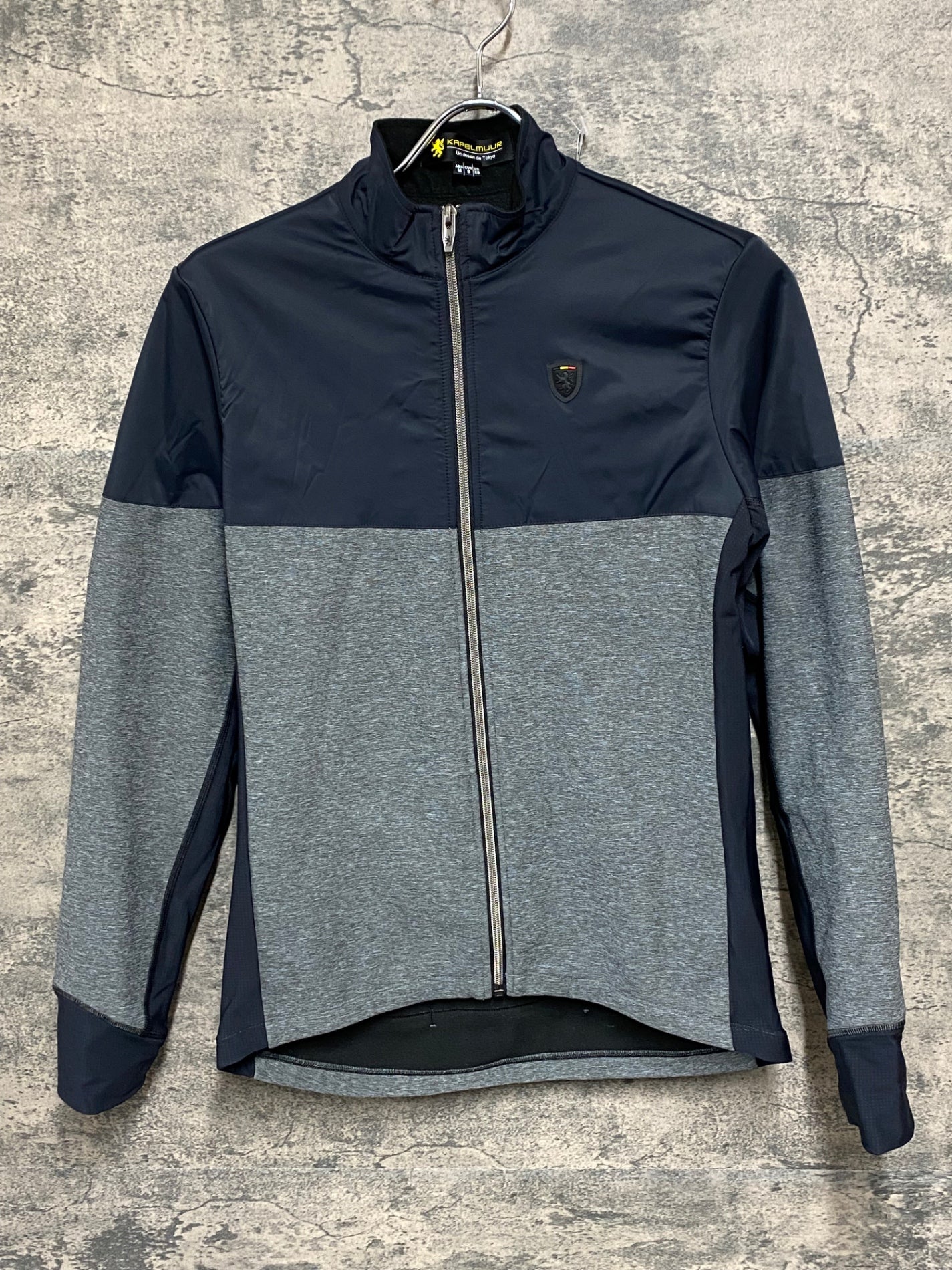 JB435 カペルミュール Kapelmuur 長袖サイクルジャケット 裏起毛 Mサイズ 灰黒色