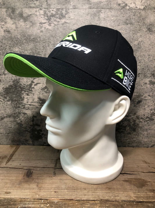 IQ208 メリダ MERIDA キャップ 黒