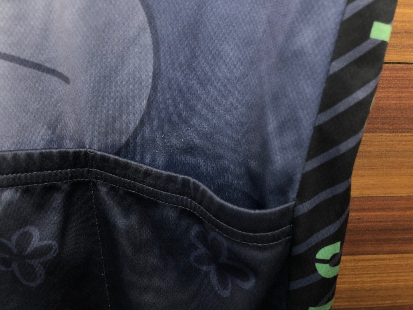 IS987 アミスポーツ amisports 半袖 サイクルジャージ 白 グレー L ガールズ＆パンツァー あんこうチーム 痛ジャージ