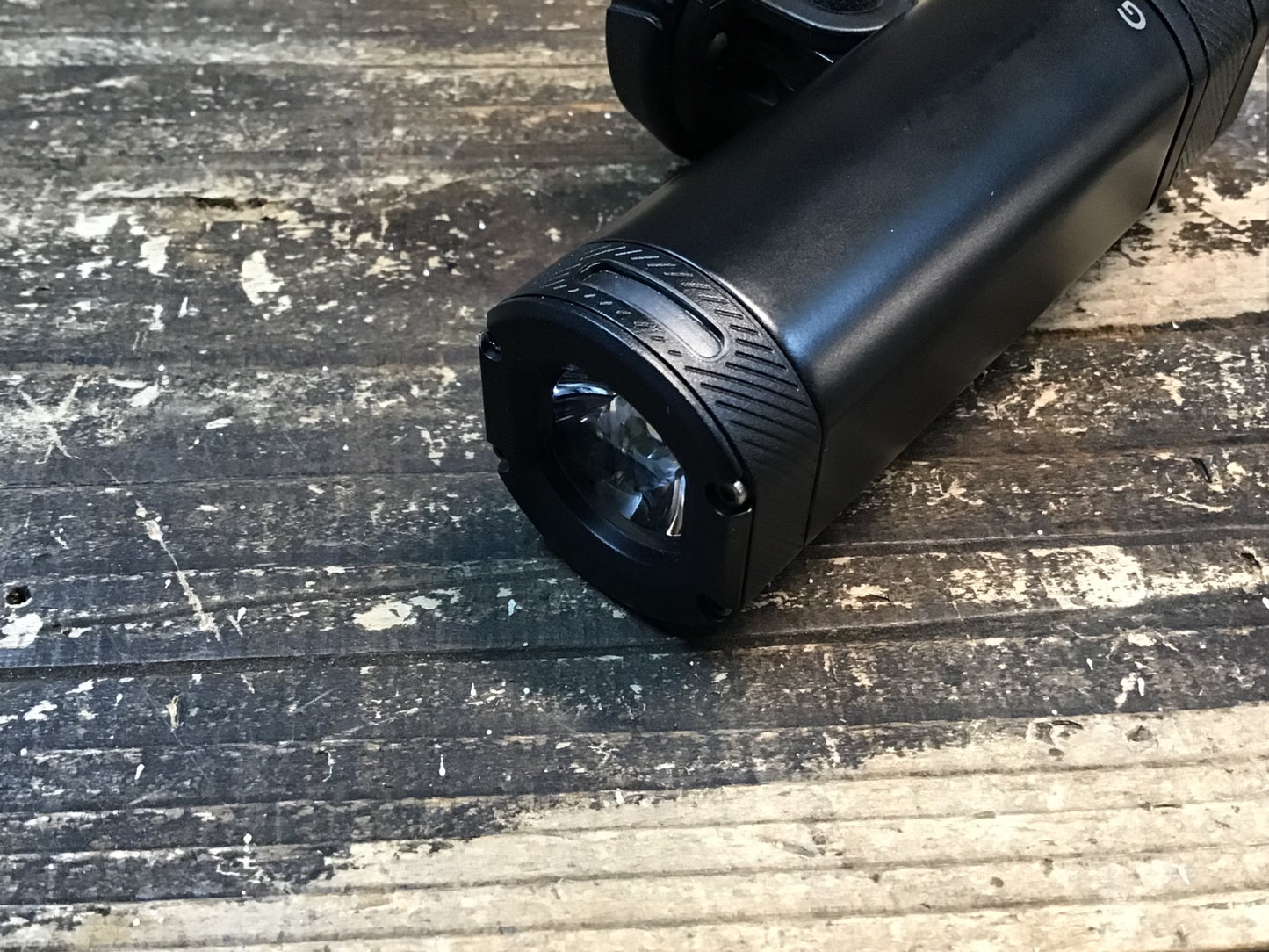 JA916 ガーミン GARMIN バリア Varia UT800 フロントライト マウント付属 点灯、接続確認済み