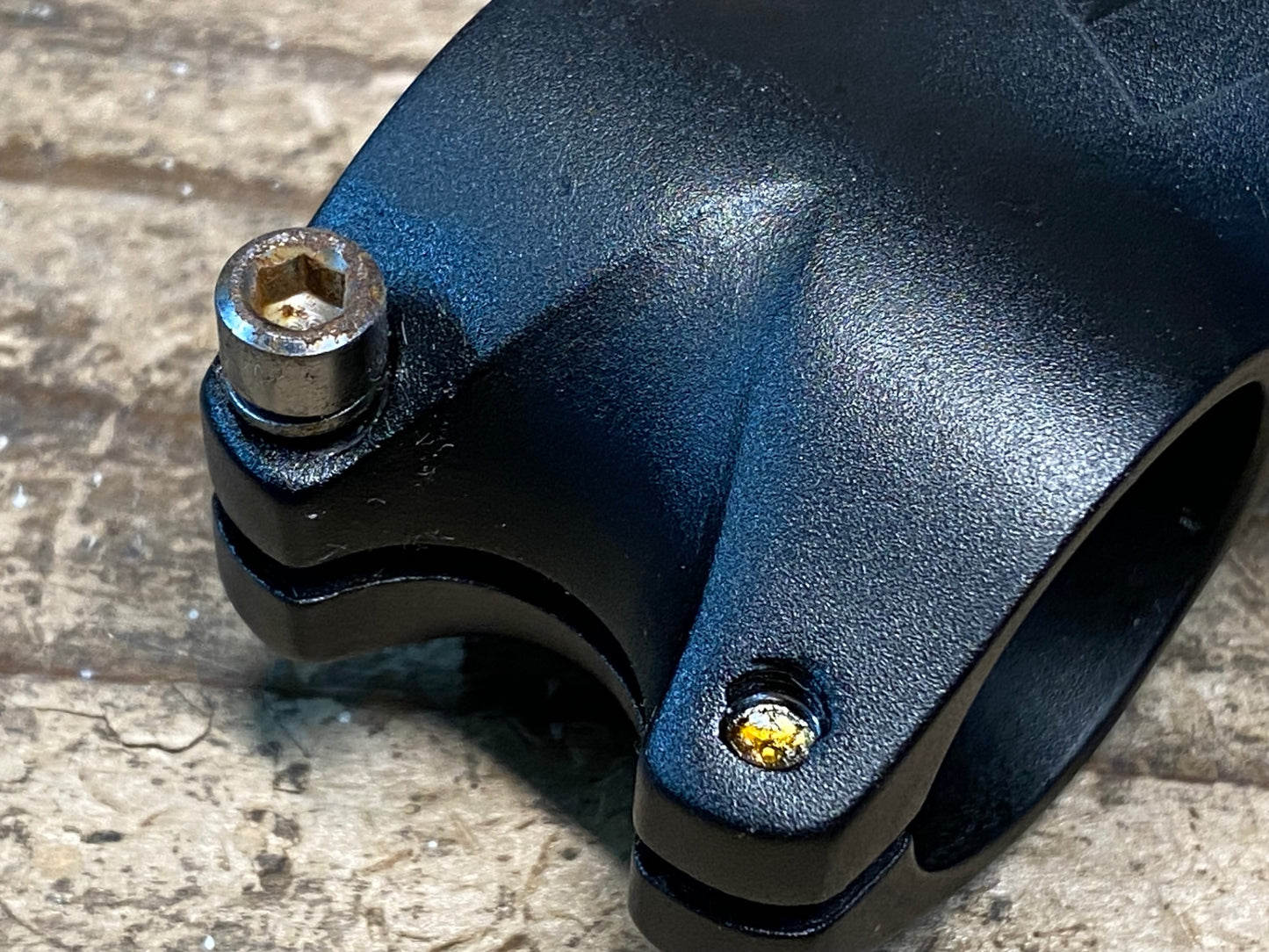 IY055 TNi BLACK17 アルミ ステム 110mm Φ31.8 OS 17° ※ボルト錆