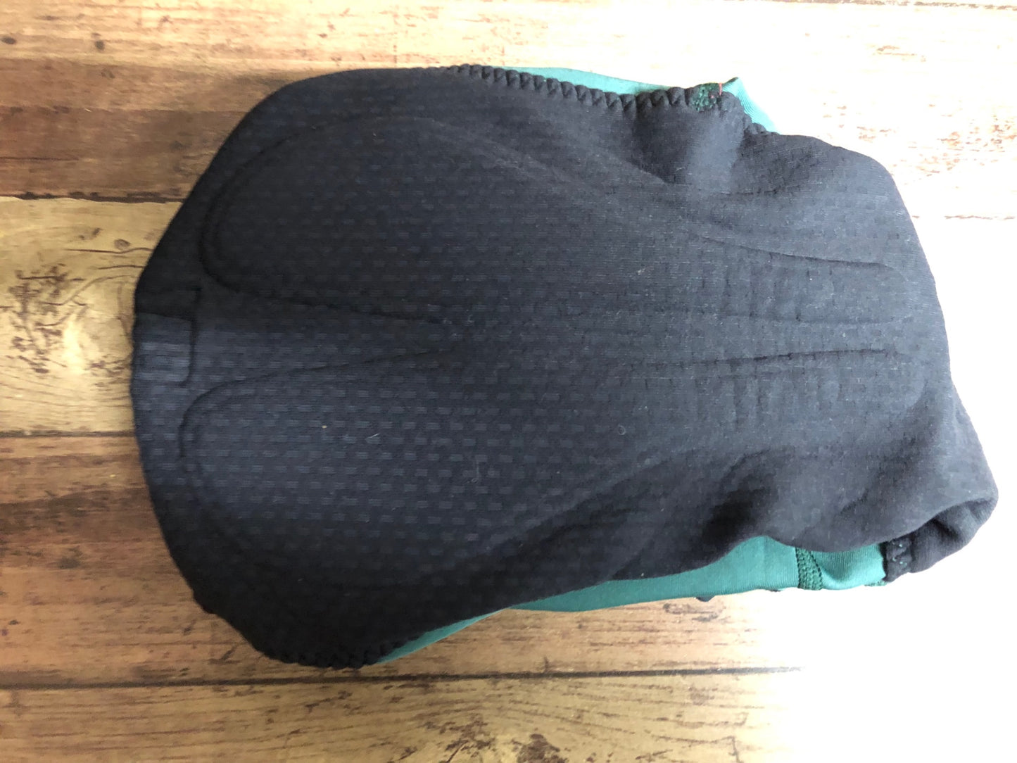 IO534 ヴェロビチ velobici HUGO THERMAL BIB SHORTS ビブショーツ 緑 4