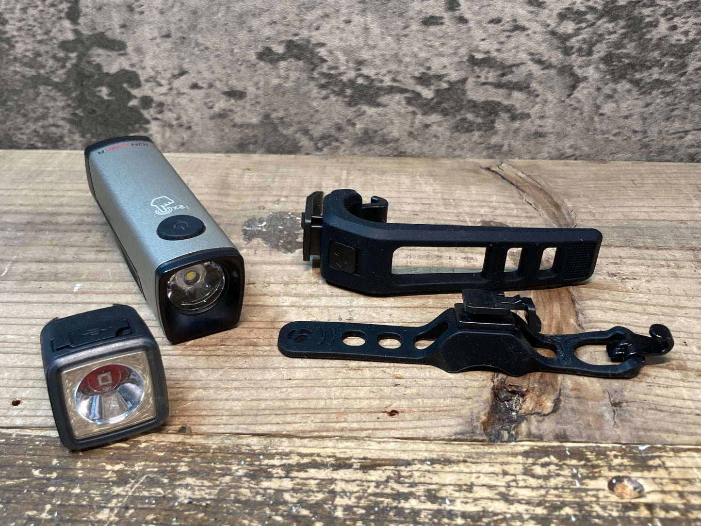 IT923 ボントレガー BONTRAGER ION COMP R / FLARE R CITY フロント リア ライト セット