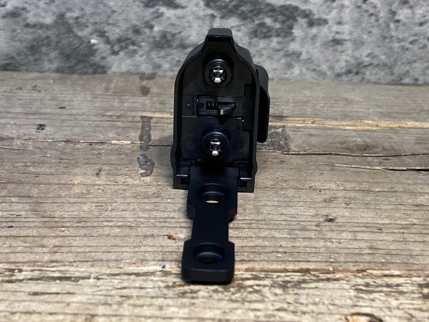 IR826 シマノ SHIMANO SM-BMR2-S 外付 Di2 バッテリーマウント 未使用