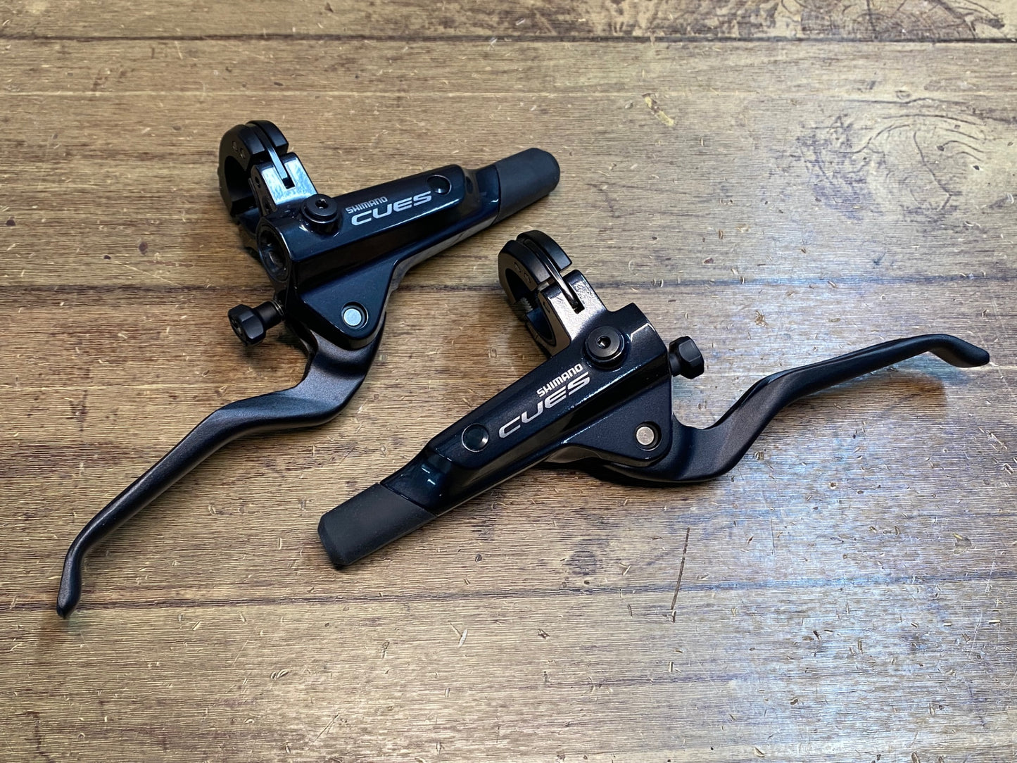 IY955 シマノ SHIMANO キューズ CUES BL-U8000 ブレーキレバー 油圧 Φ22.2