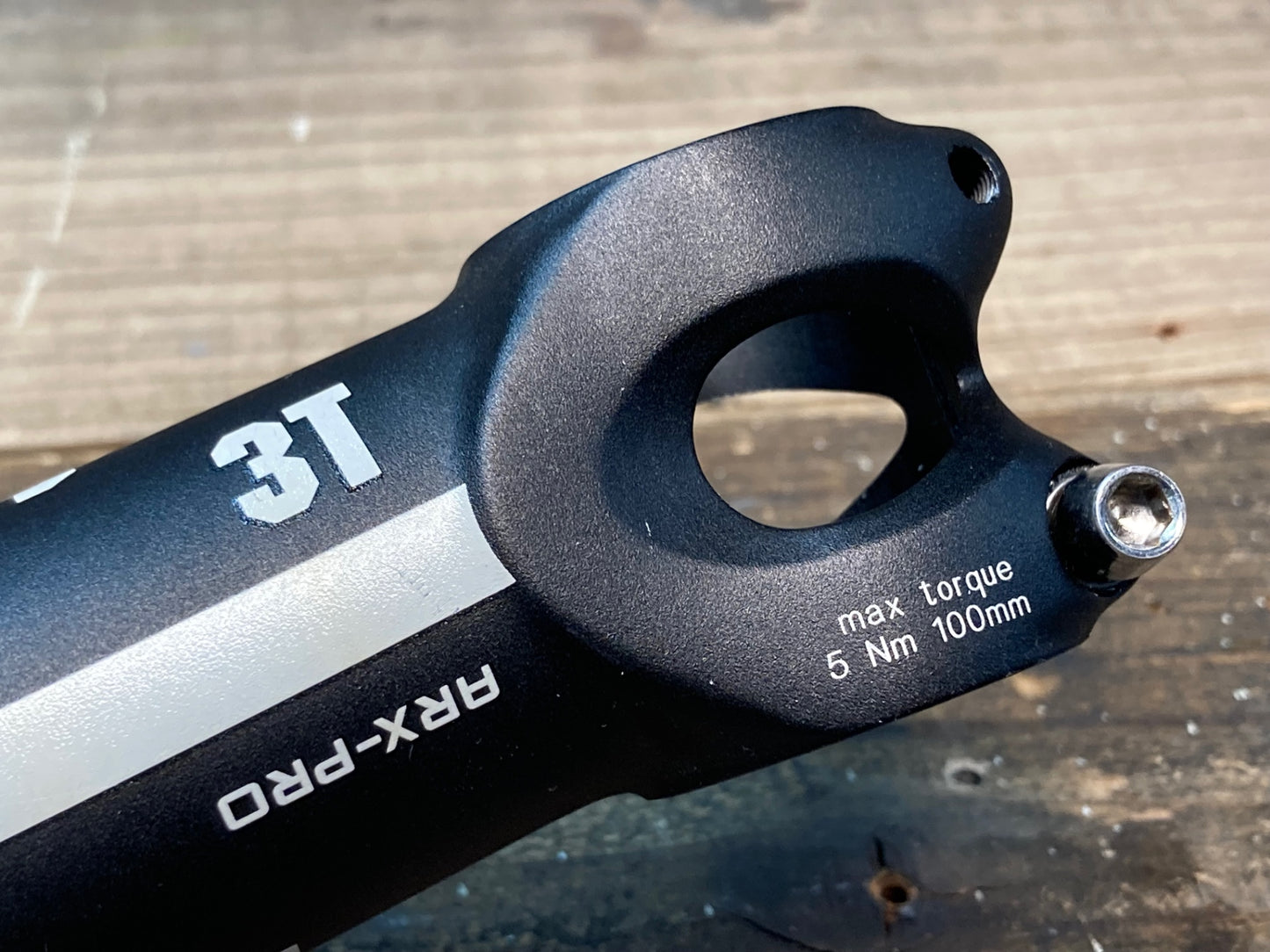 IO400 3T ARX PRO アルミステム 黒 100mm Φ31.8 OS 6°