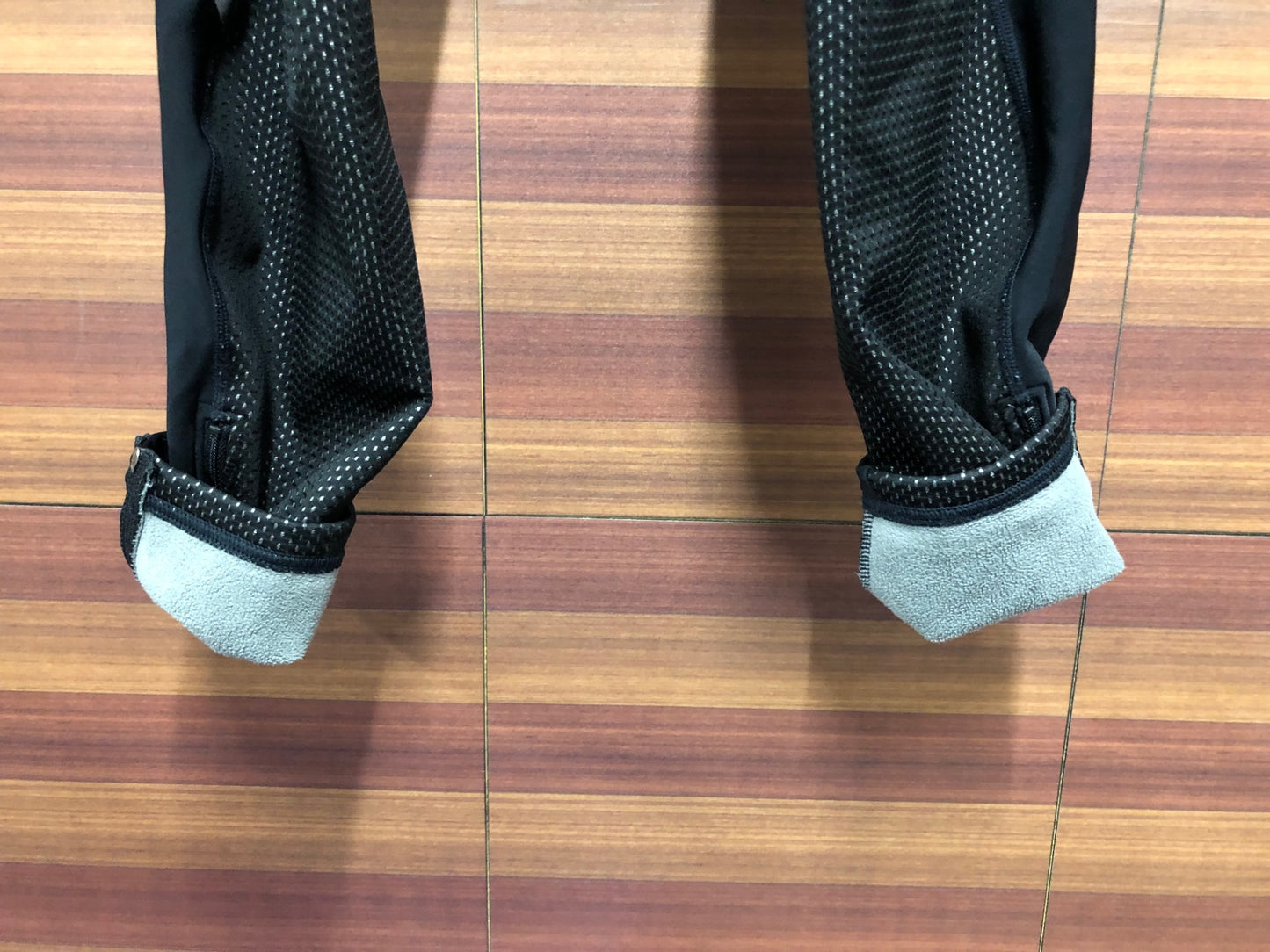 IO723 パールイズミ PEARL iZUMi ビブタイツ 黒 L 裏起毛 WINDBREAK TITANIUM