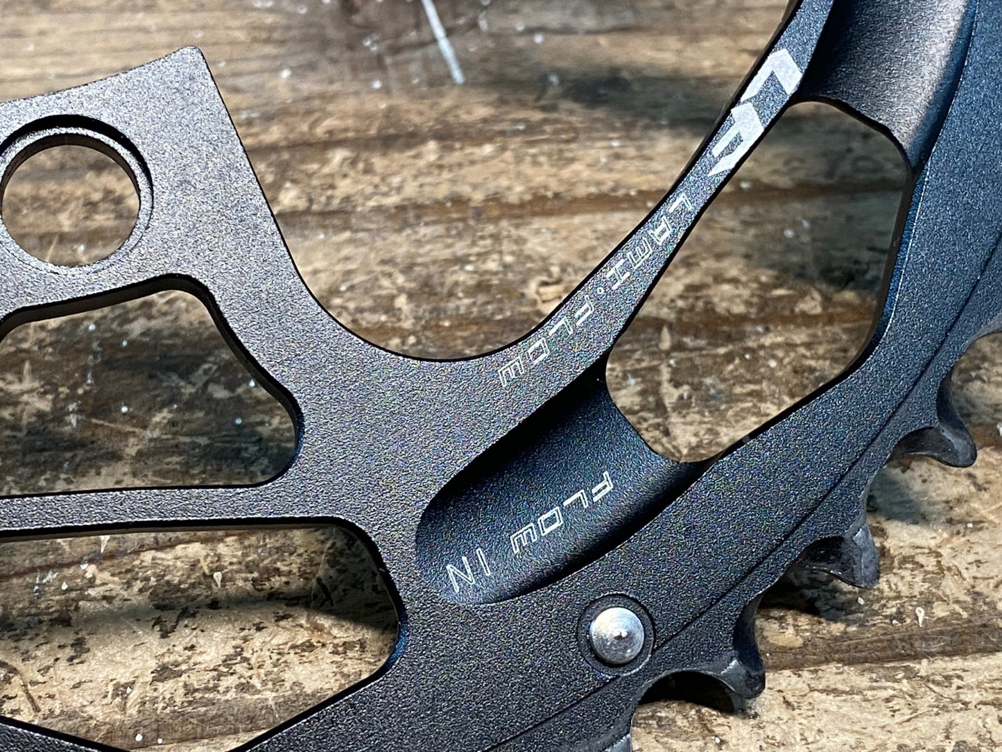 IS509 リデア RIDEA 楕円チェーンリング 50/34t PCD110 4アーム 2枚セット