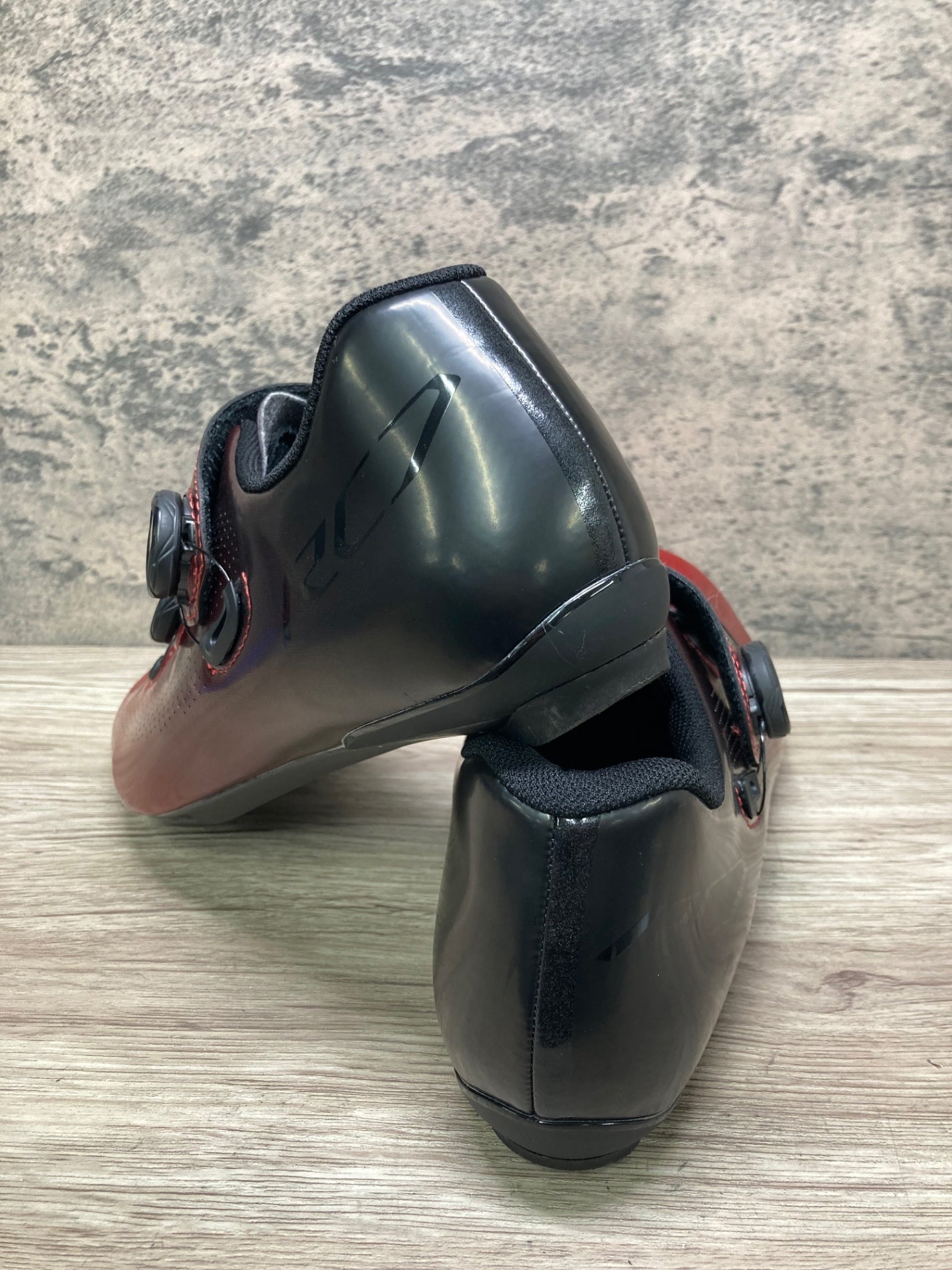 JA815 シマノ SHIMANO RC7 SHRC701M ビンディングシューズ 赤黒 EU45 SPD-SL