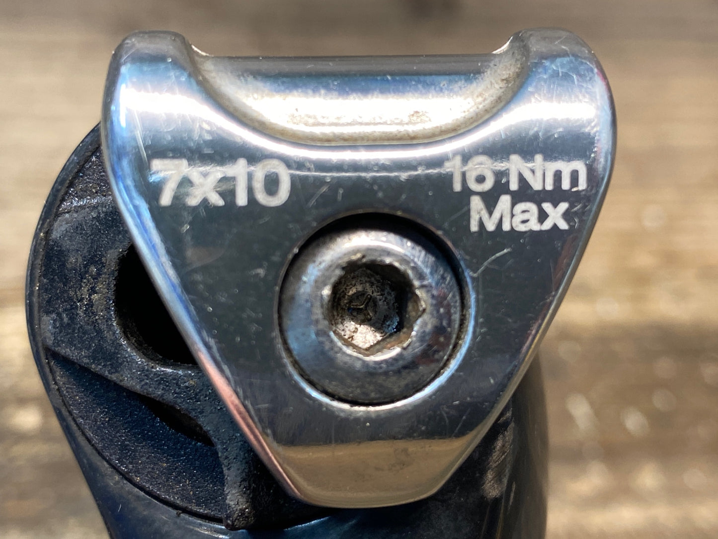 HJ925 トレック TREK シートマスト カーボン