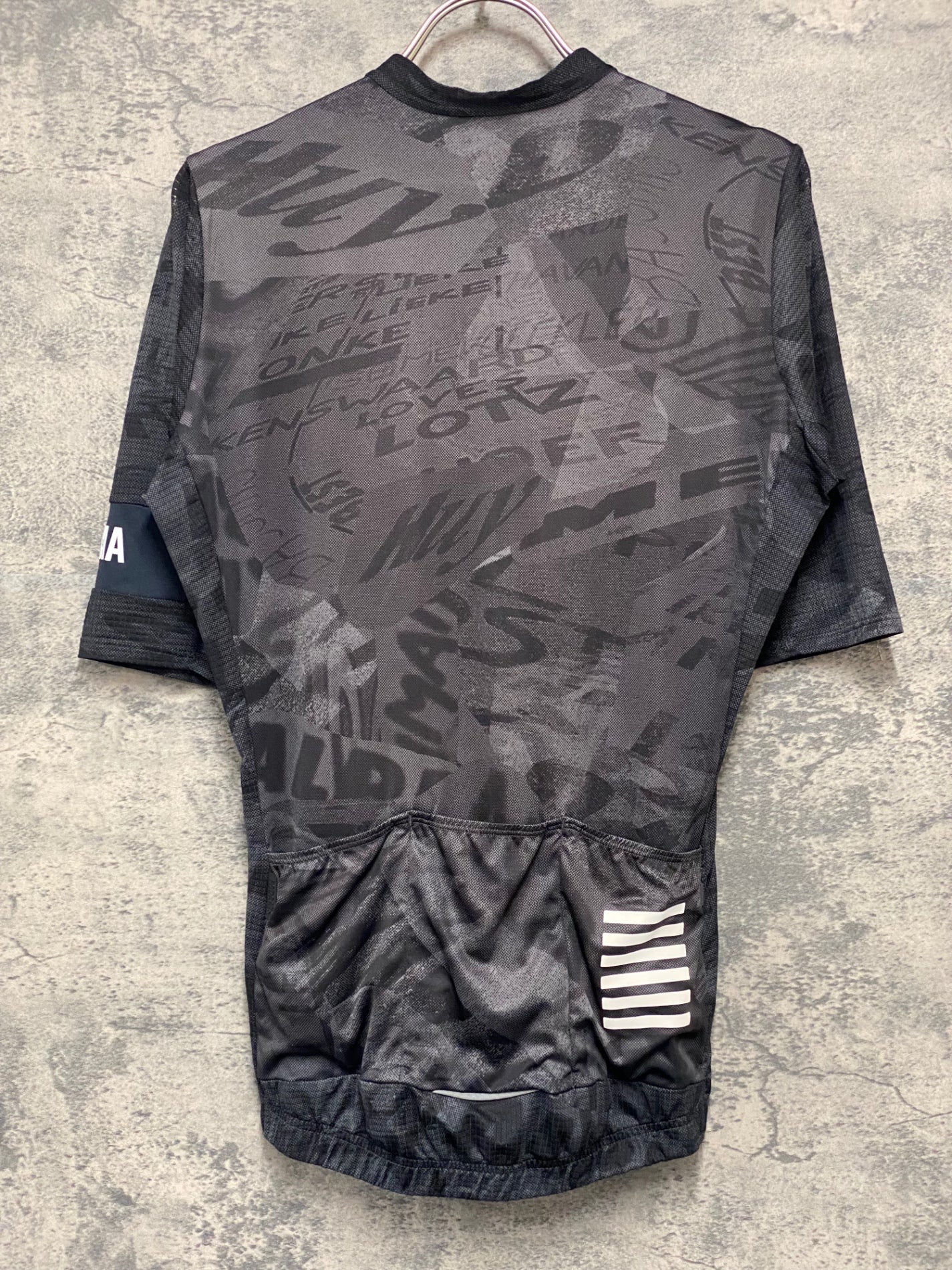 JC603 ラファ Rapha PRO TEAM FLYWEIGHT JERSEY II ROAD GRAFFITI 半袖 サイクルジャージ 黒 M