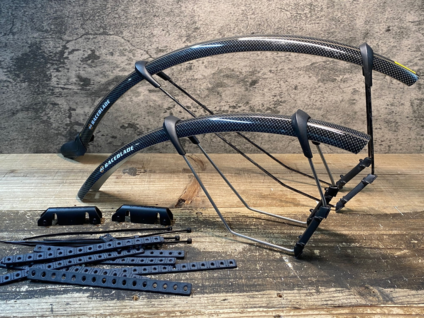 IC261 SKS Raceblade フェンダー 前後セット