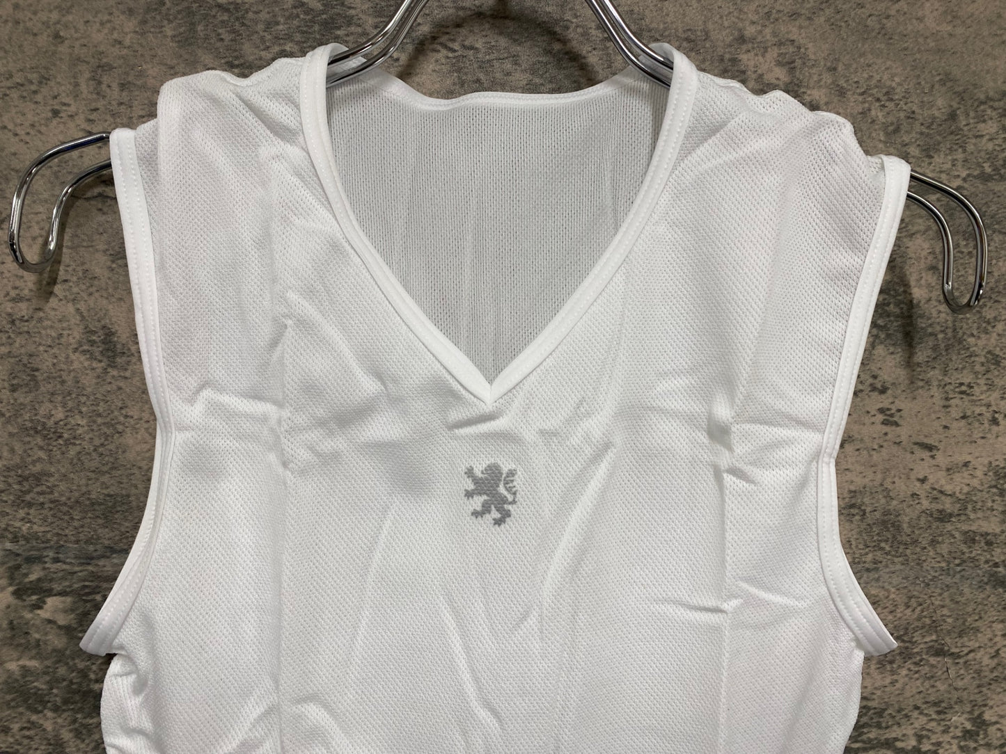 IV917 カペルミュール KAPELMUUR ノースリーブ ベースレイヤー 白 L メッシュ