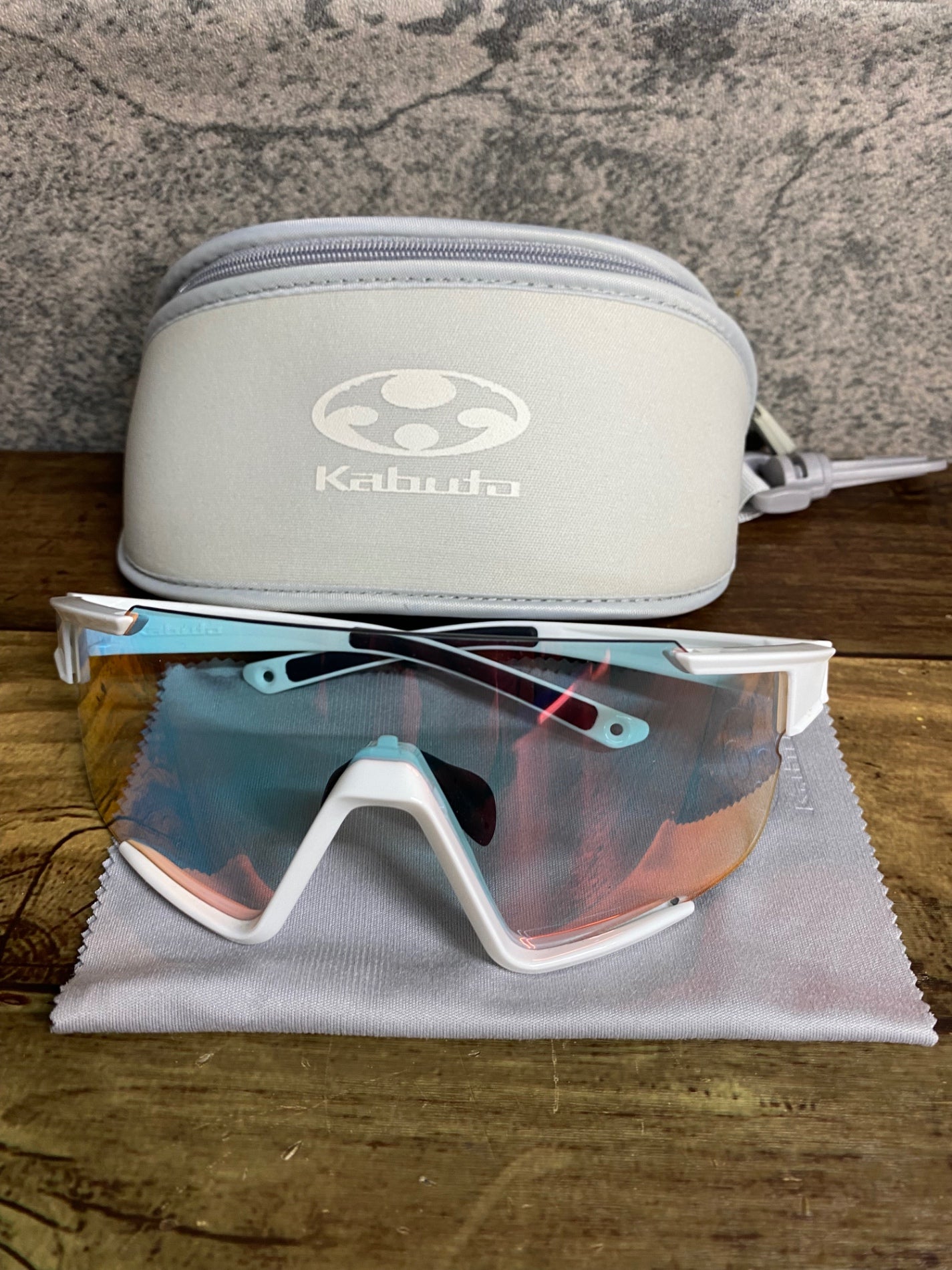 JD104 カブト Kabuto 122 サングラス アイウェア 白