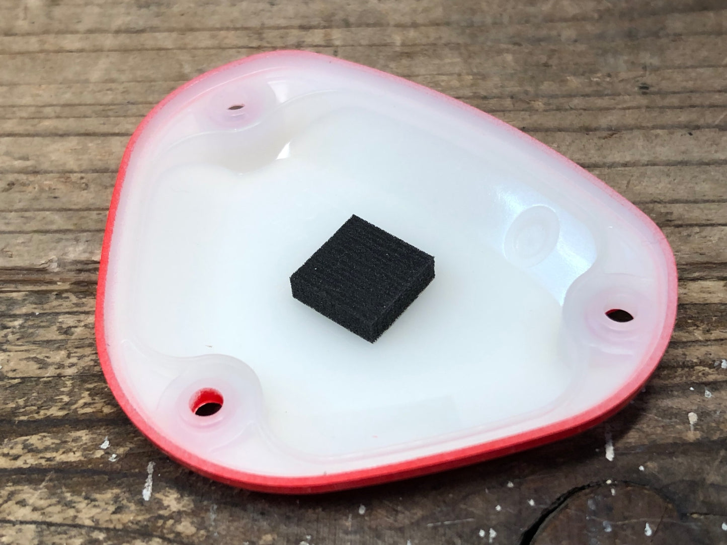 IZ003 パイオニア Pioneer 右センサーカバー 赤