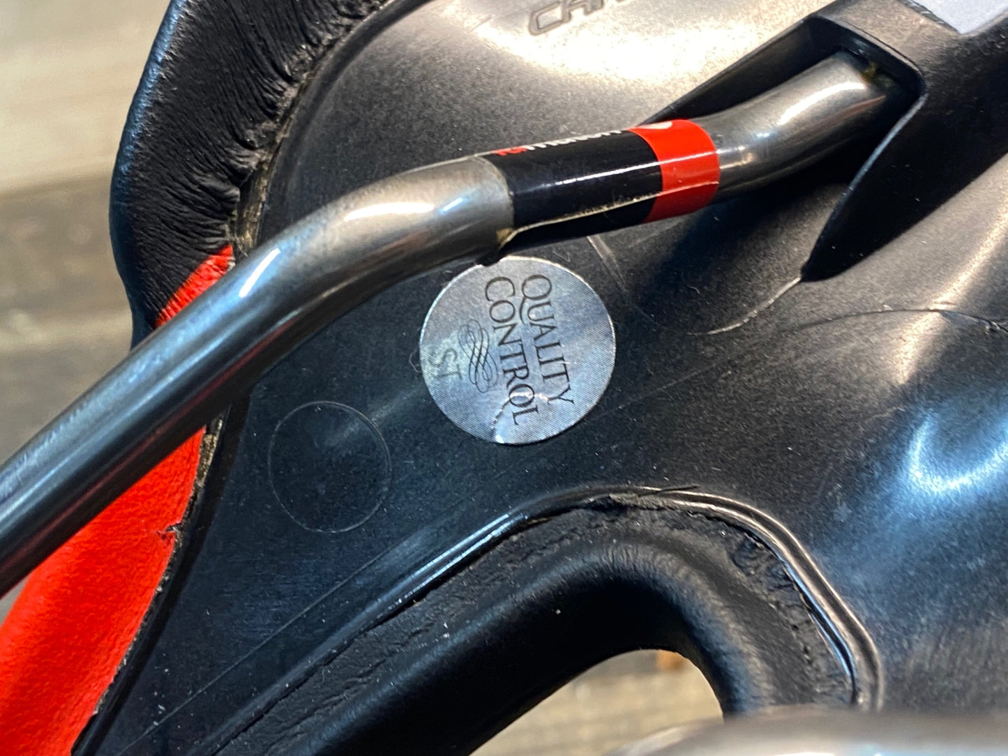 IS267 セライタリア selle italia SLR TEAM EDITION サドル 黒 赤 TI316レール