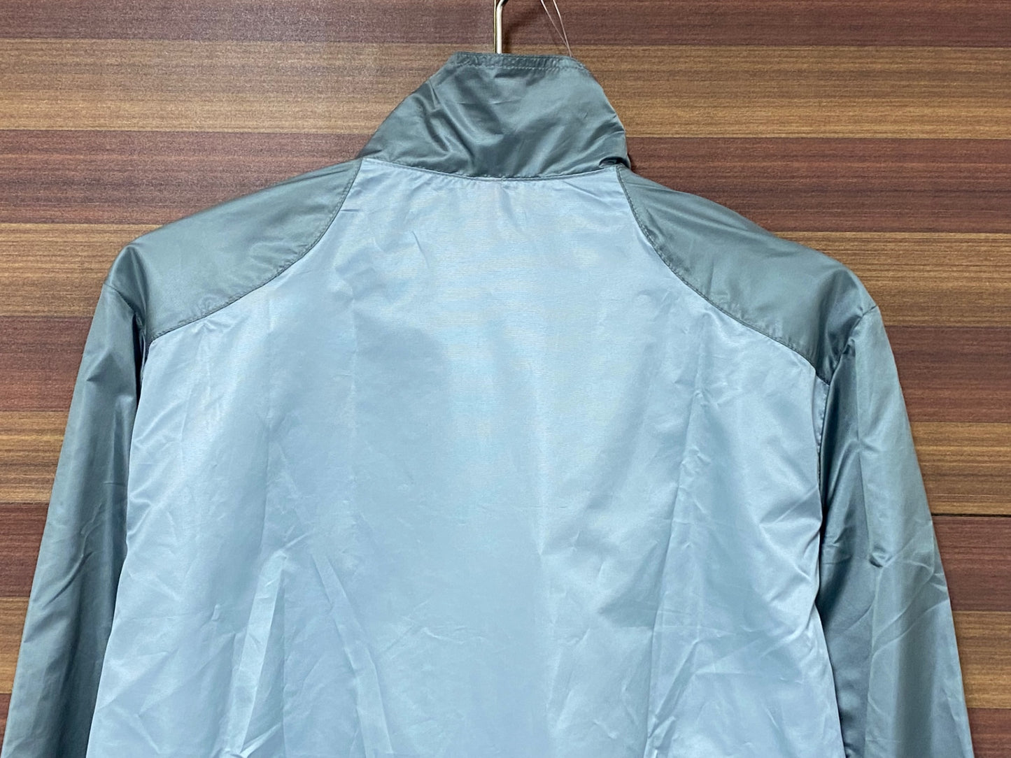 IQ234 レリック reric 長袖 ウィンドブレーカー クレー XS