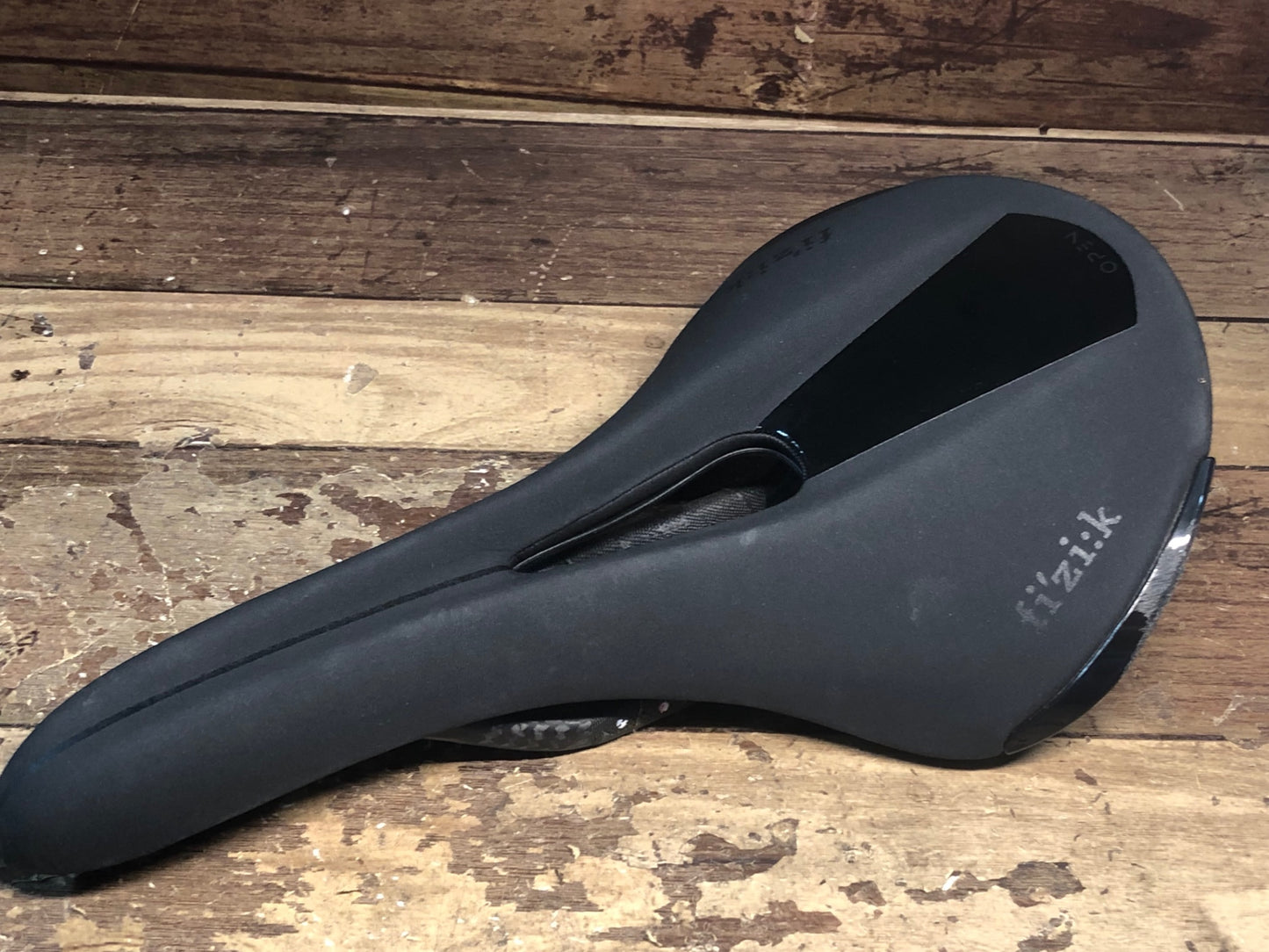 IJ678 フィジーク fizik アリアンテ ALIANTE R1 サドル カーボンレール 150mm