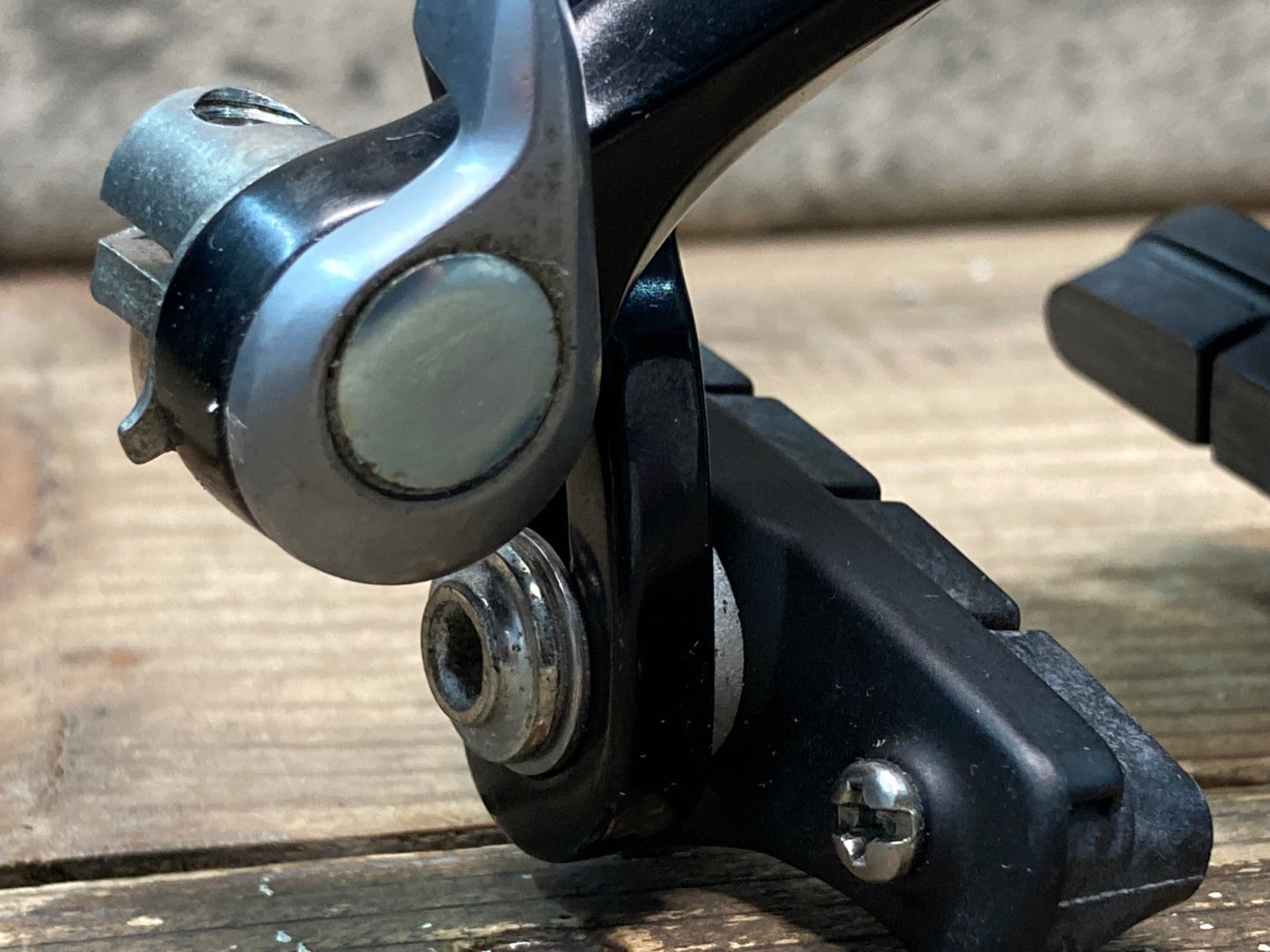 IP281 シマノ SHIMANO BR-R561 キャリパーブレーキ 前後セット 黒 ※固定ナット欠品