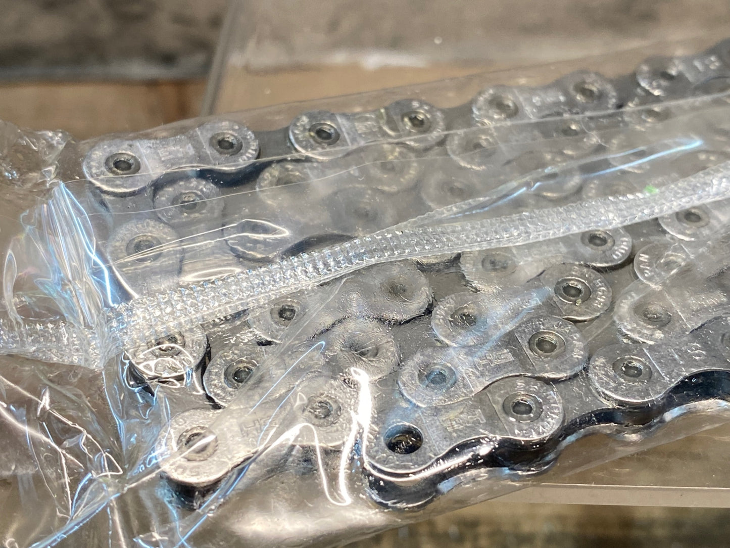 IQ425 シマノ SHIMANO CN-HG93 チェーン 9S 未使用