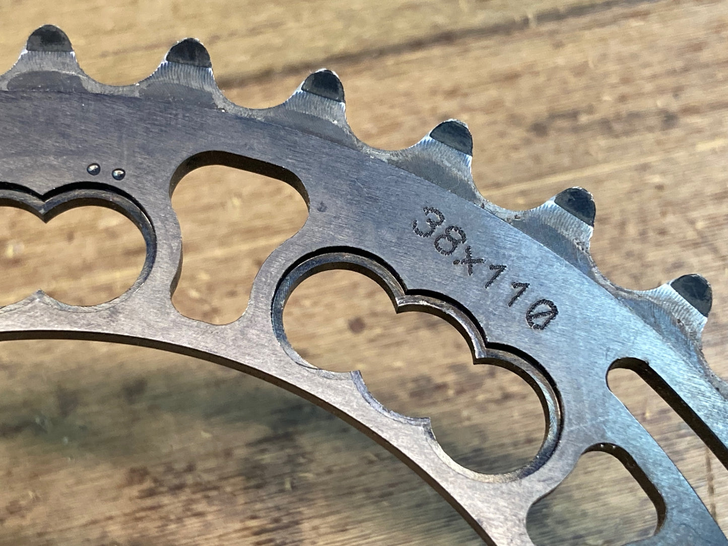 IO762 ローター ROTOR Q-RINGS チェーンリング 楕円 38T BCD110 5H