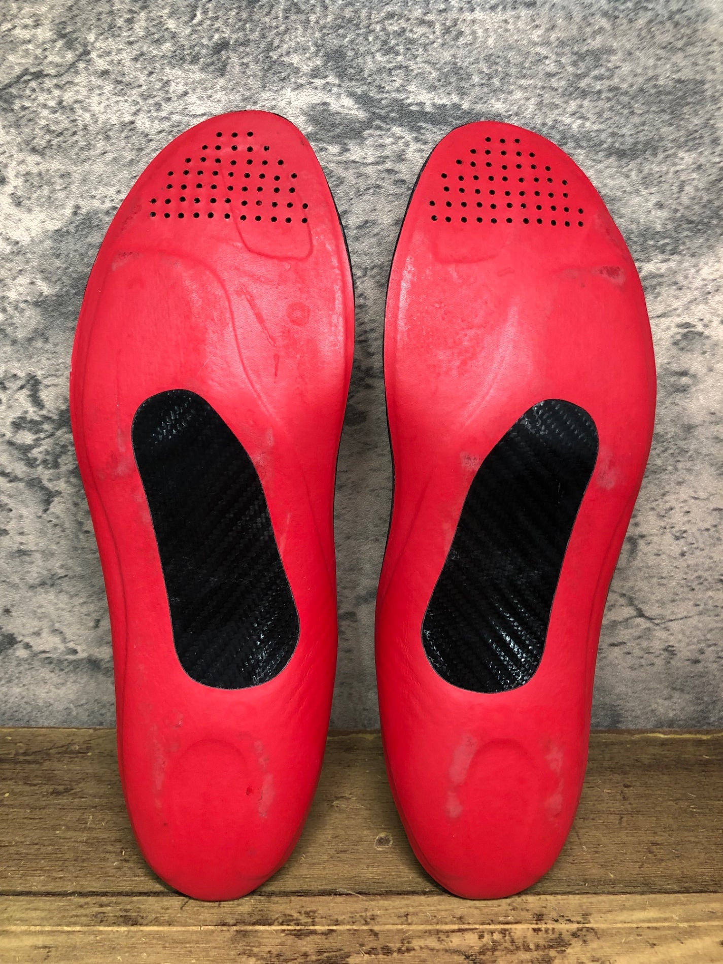 JB516 ソールスター SOLESTAR KONTROL インソール 黒 赤 EU42