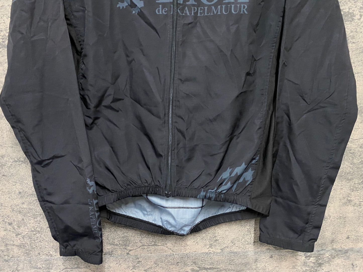 JB224 リオンドカペルミュール Lion de KAPELMUUR 長袖 ウィンドブレーカー 黒 M