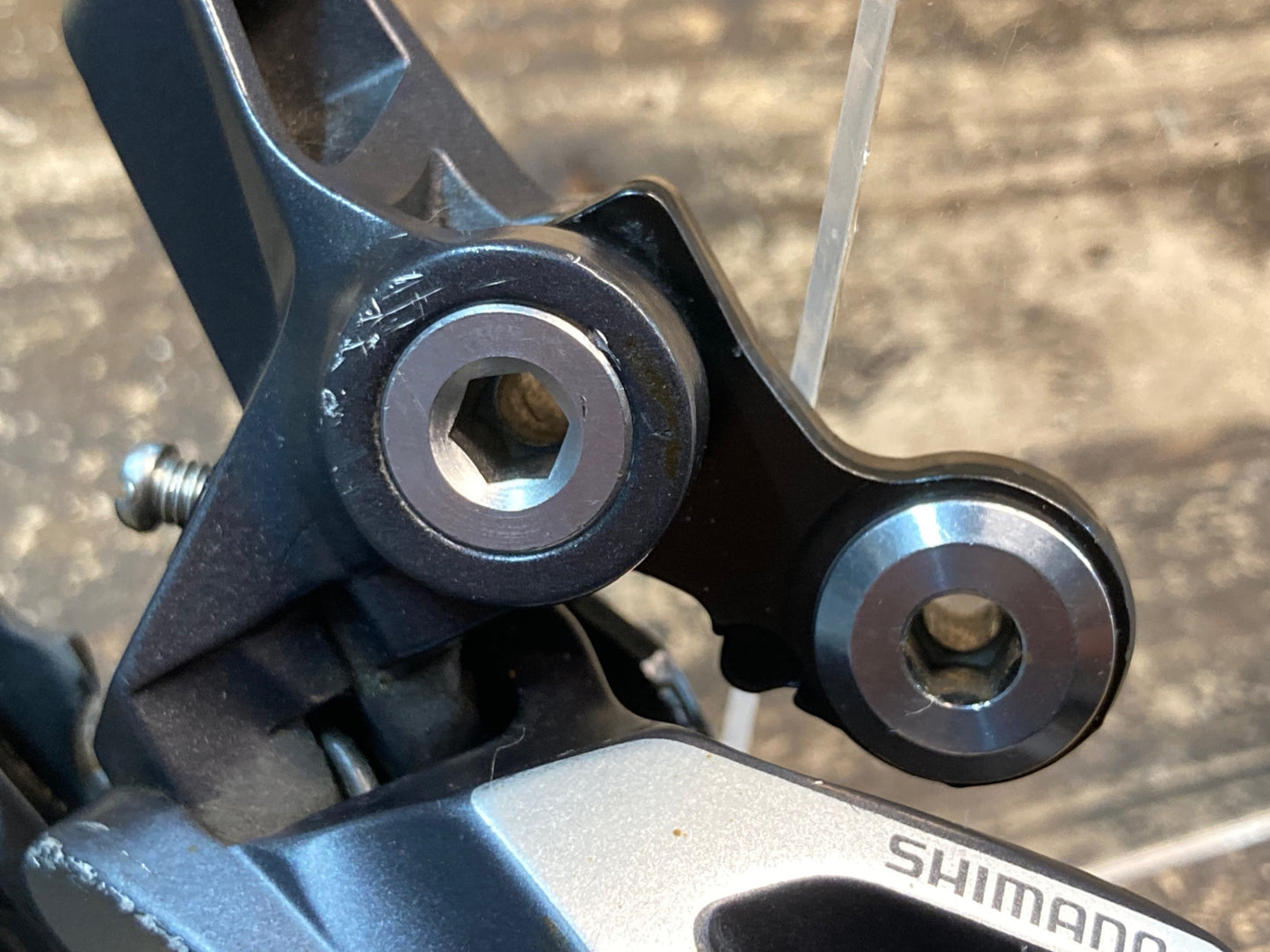 II653 シマノ SHIMANO SLX RD-M675 リアディレイラー 10s
