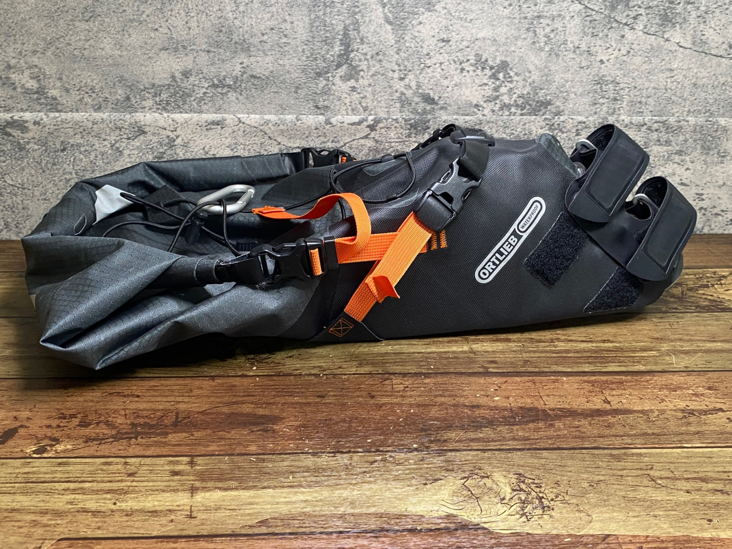 JB889 オルトリーブ ORTLIEB サドルバッグ グレー