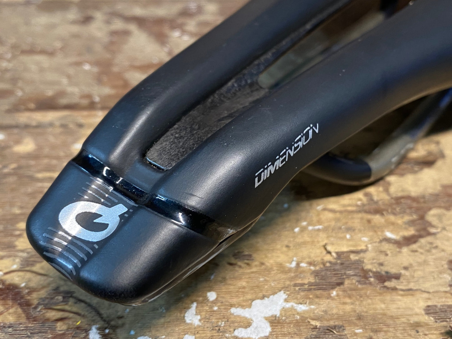 II734 プロロゴ prologo ディメンション DIMENTION サドル TIROXレール 143mm 黒