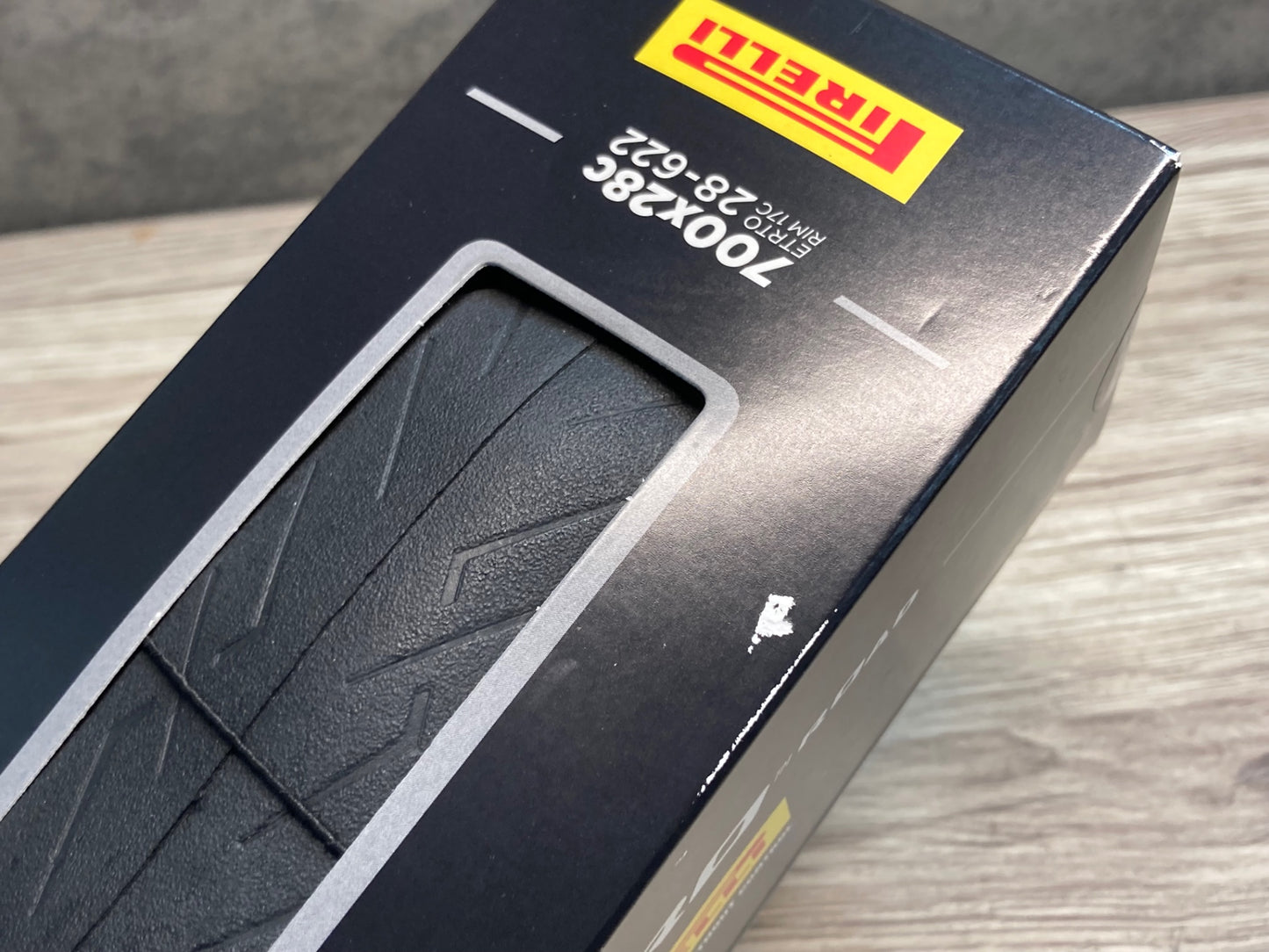 IW991 ピレリ PIRELLI P ZERO ROAD 700×28C クリンチャータイヤ 2本セット