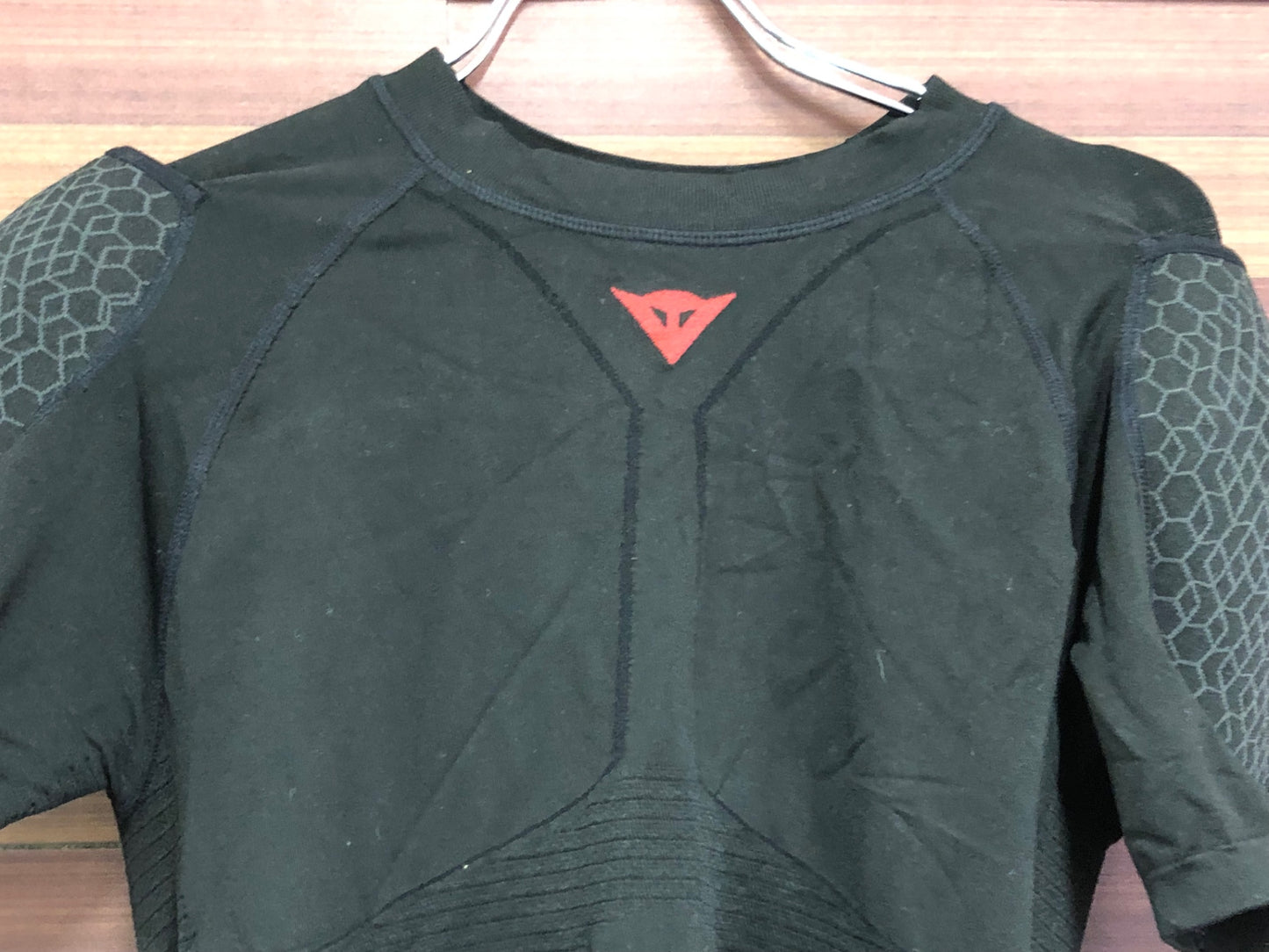 IQ854 ダイネーゼ DAINESE TRAILKNIT PRO ARMOR TEE 半袖 べースレイヤー プロテクター 黒 L