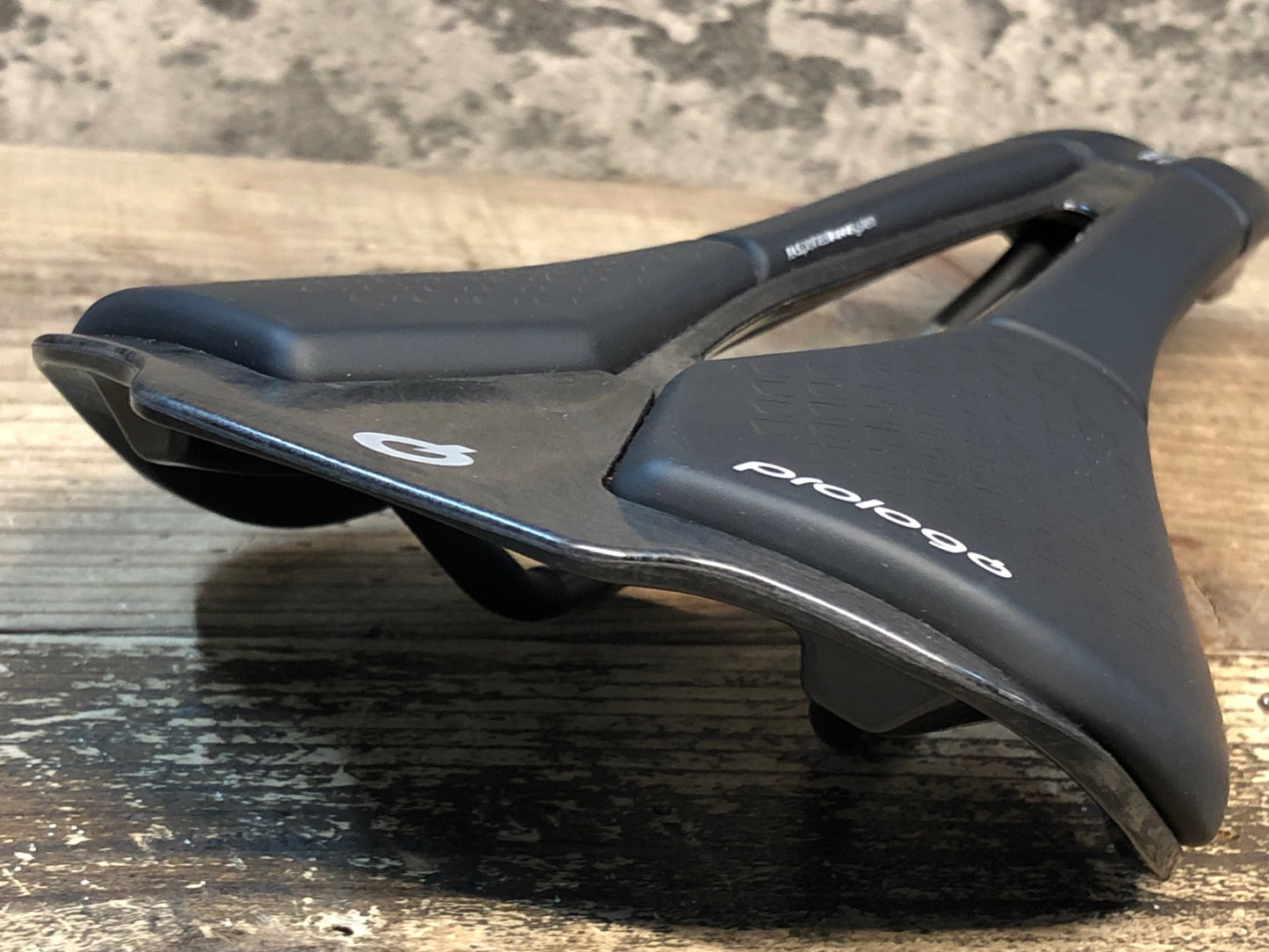 JC141 プロロゴ prologo スクラッチ SCRATCH MS サドル 黒 TiroXレール